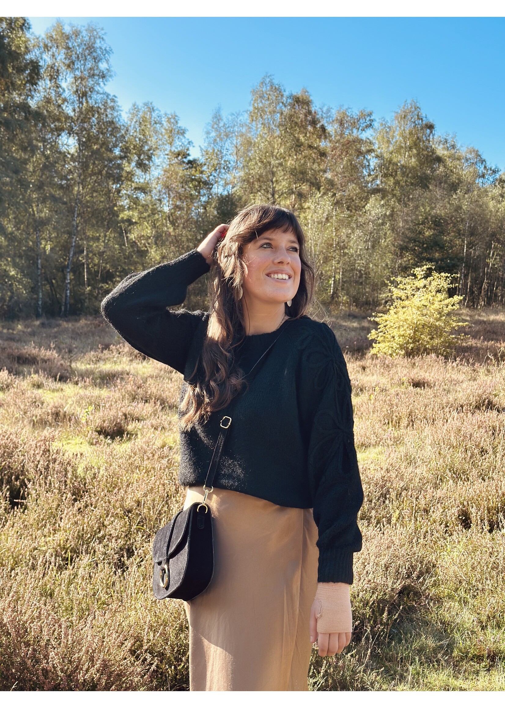 Mia knitted sweater black One Size