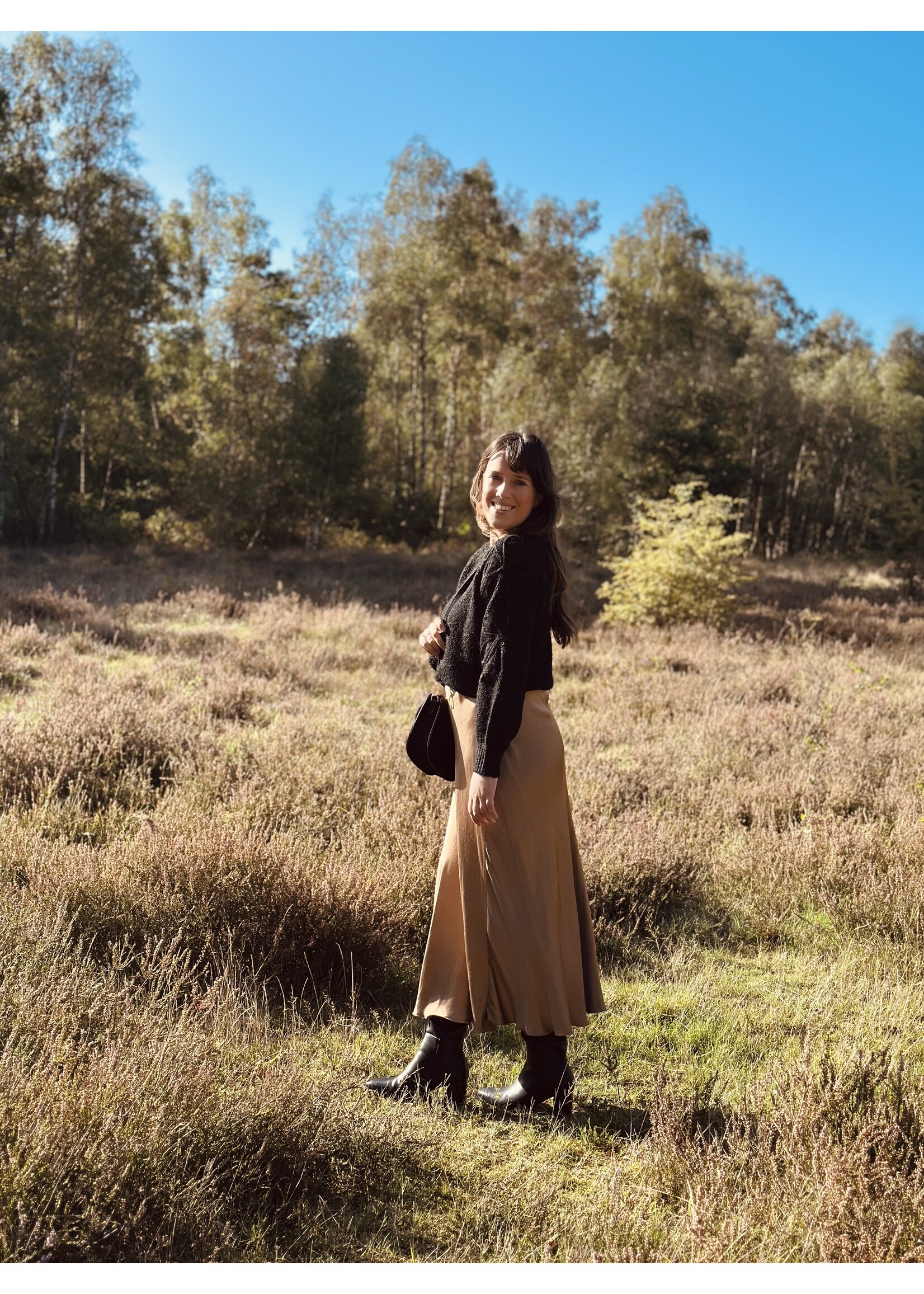 Lucie skirt satin camel One Size