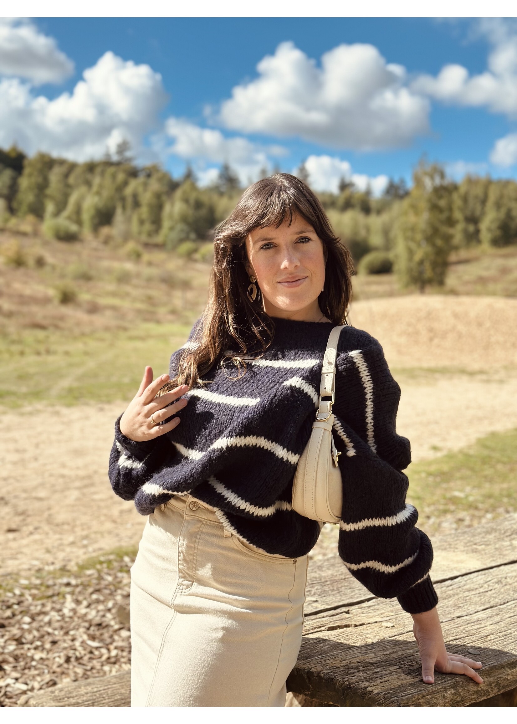 Amira sweater stripes dark blue/offwhite One Size