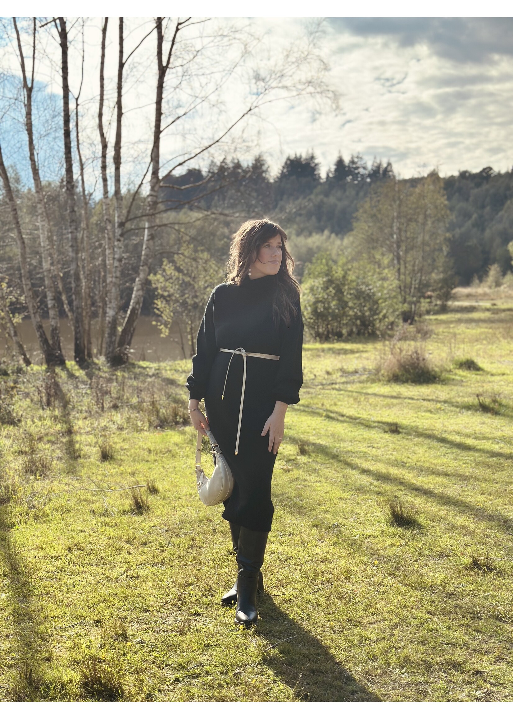 Dieneke long knitted dress black