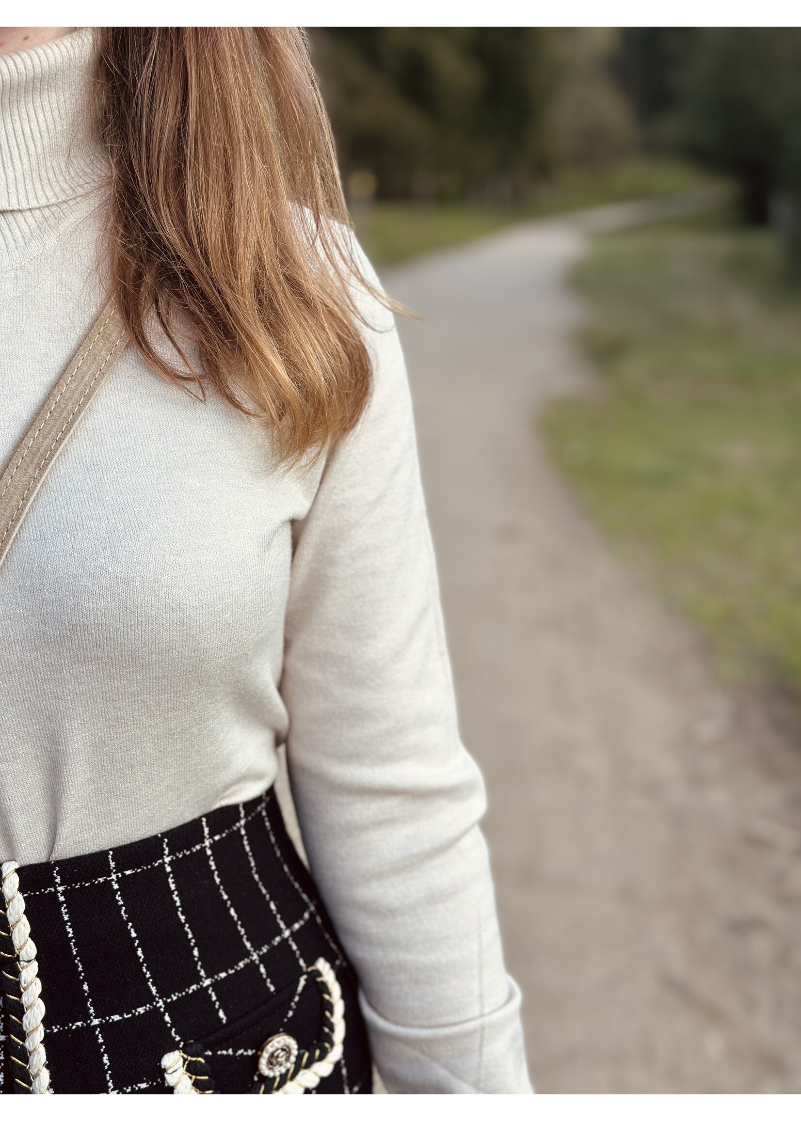 Roanne turtleneck beige