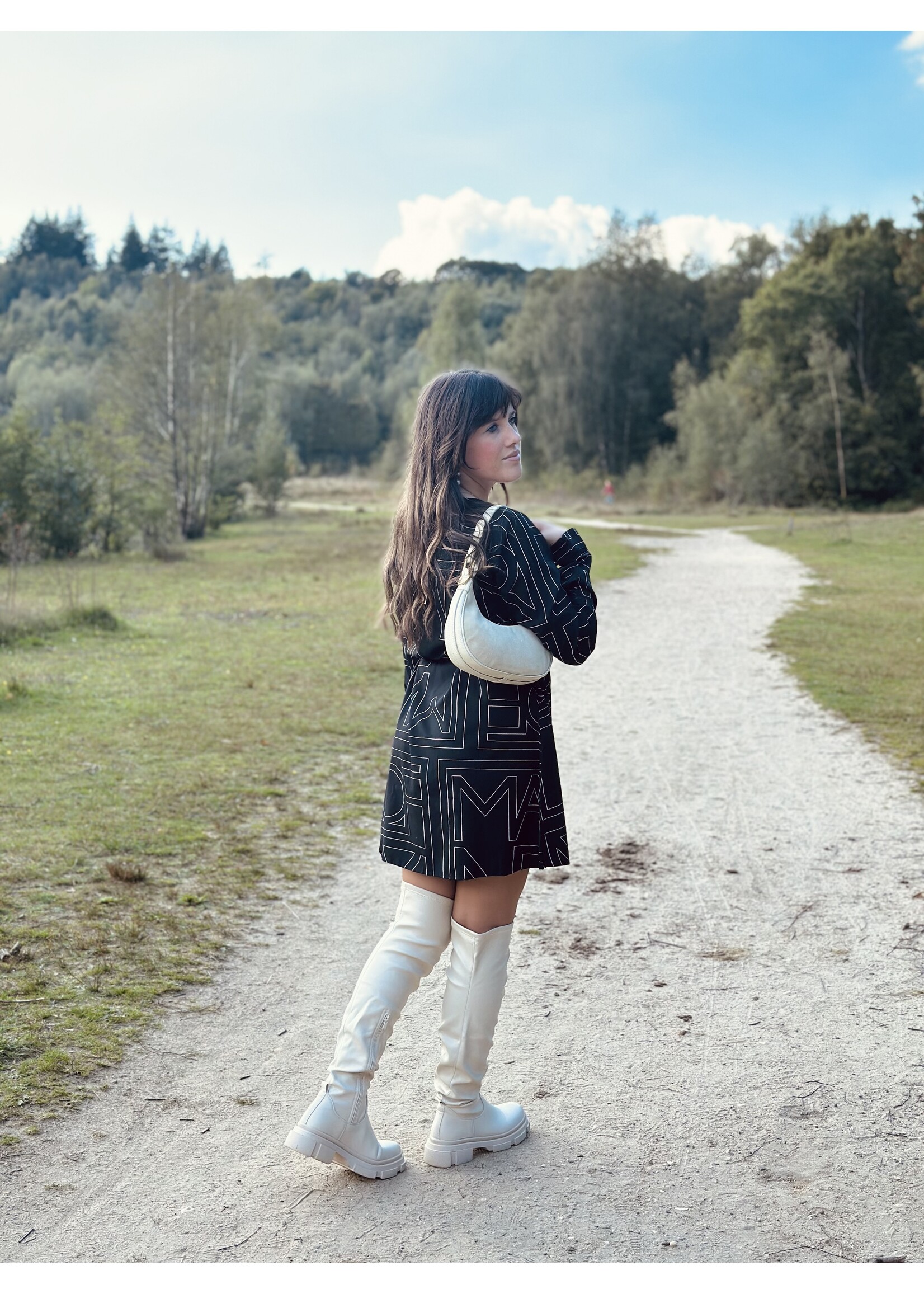 Lofty Manner Lofty Manner Willow black/white print