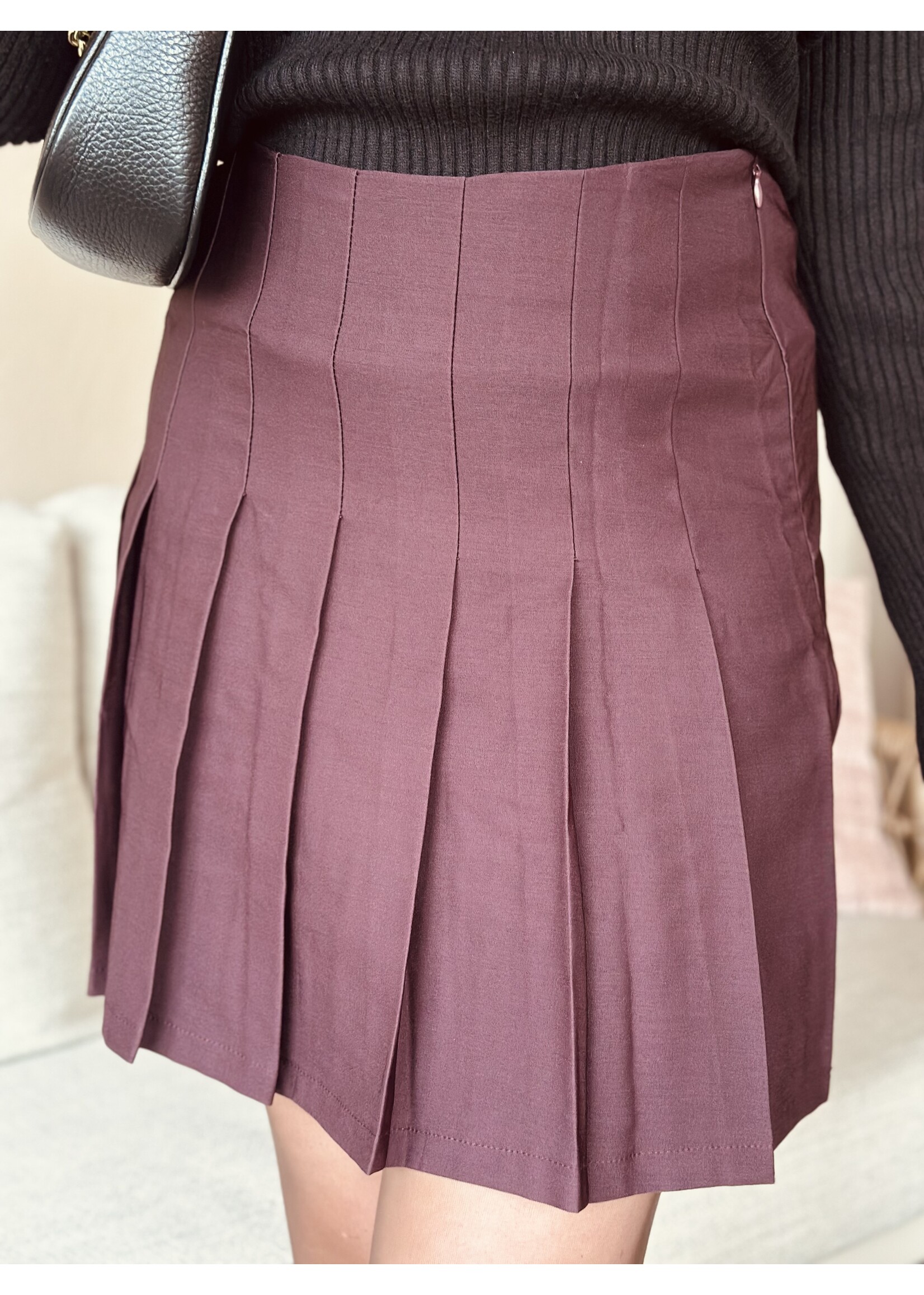 Sisters Point Sisters Point Daphne plissé skirt bordeaux red