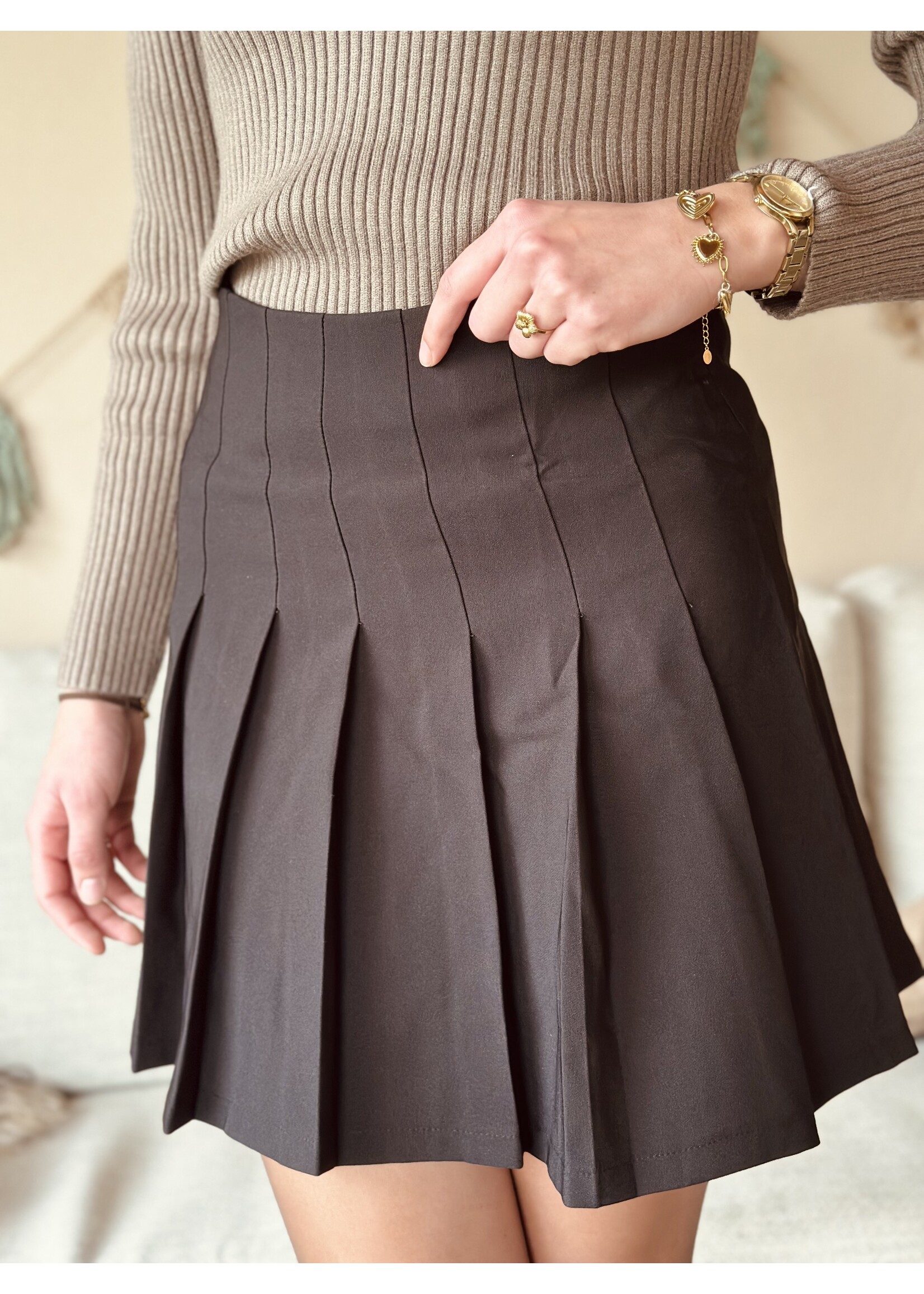 Sisters Point Sisters Point Daphne plissé skirt black