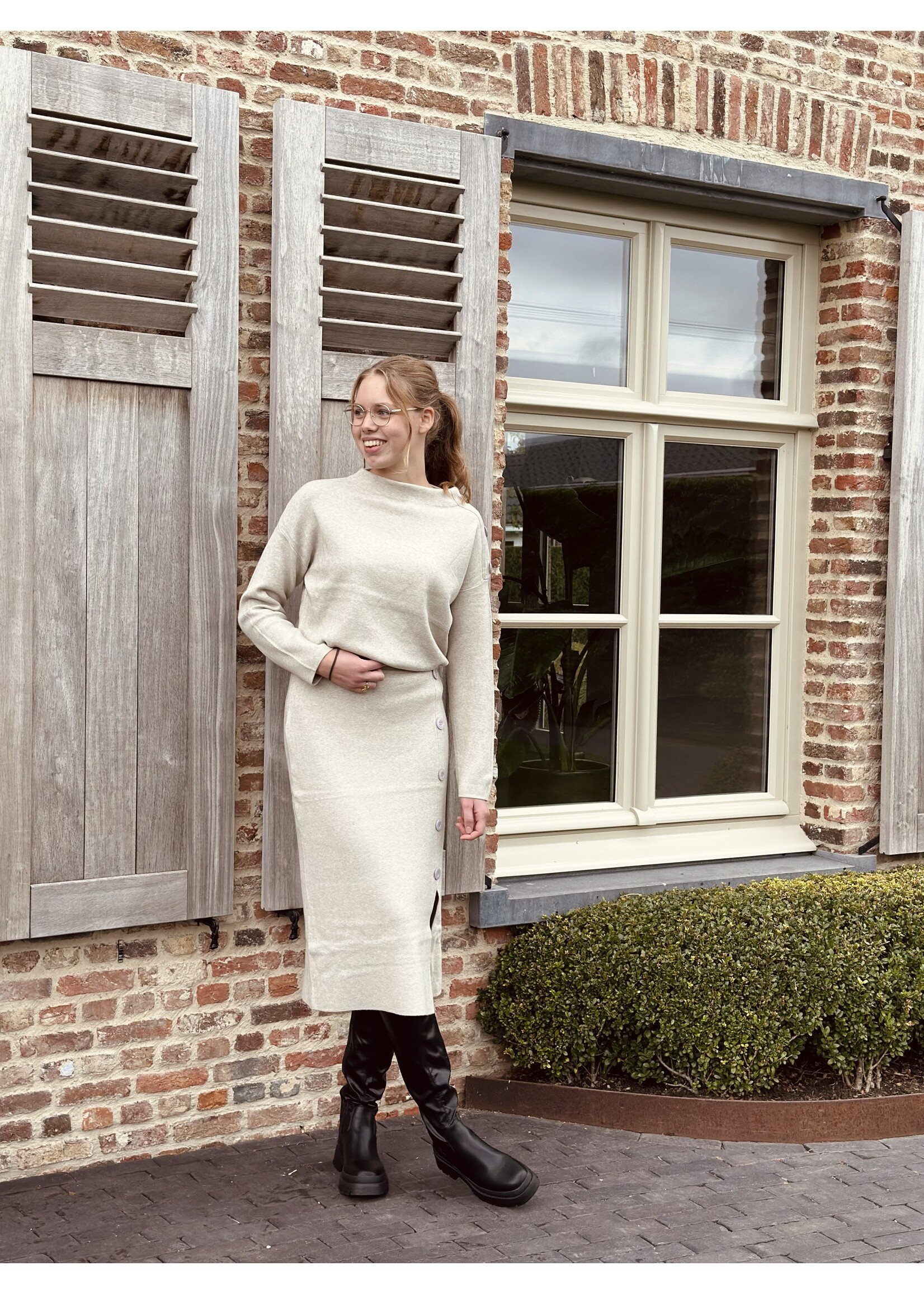 Rosita set sweater + skirt beige One Size