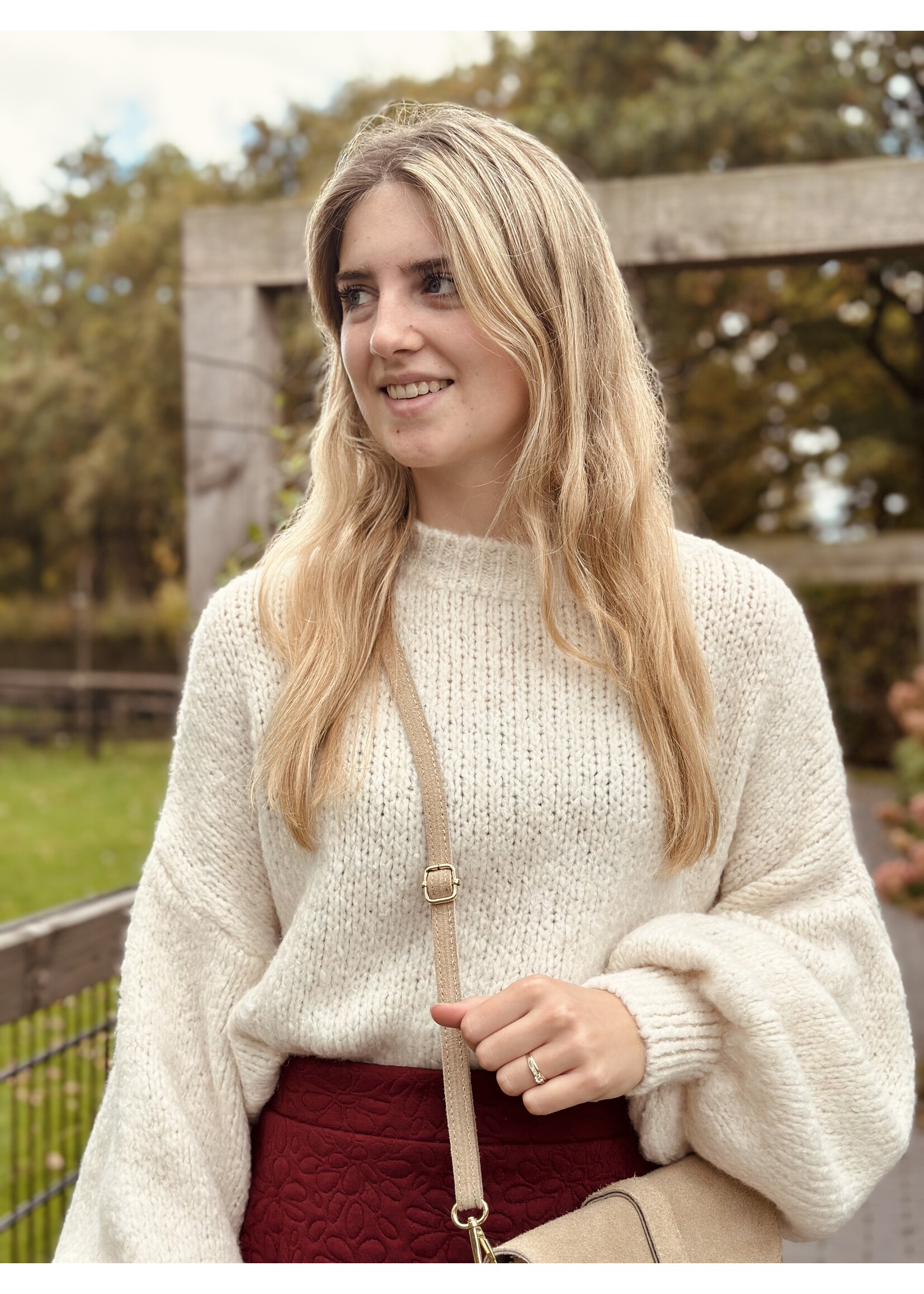 Amira sweater offwhite One Size