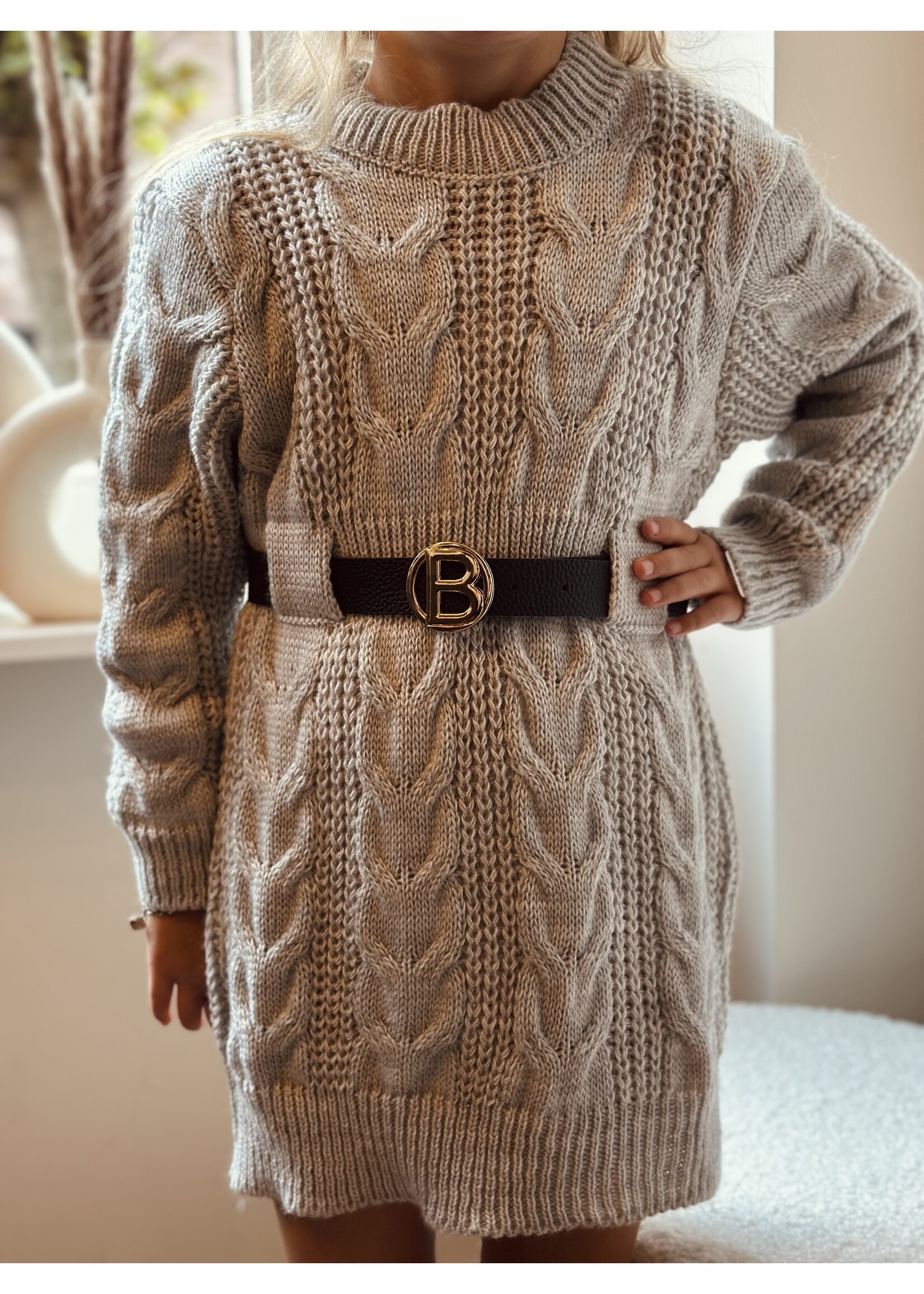 Aniek dress knitted with belt grey