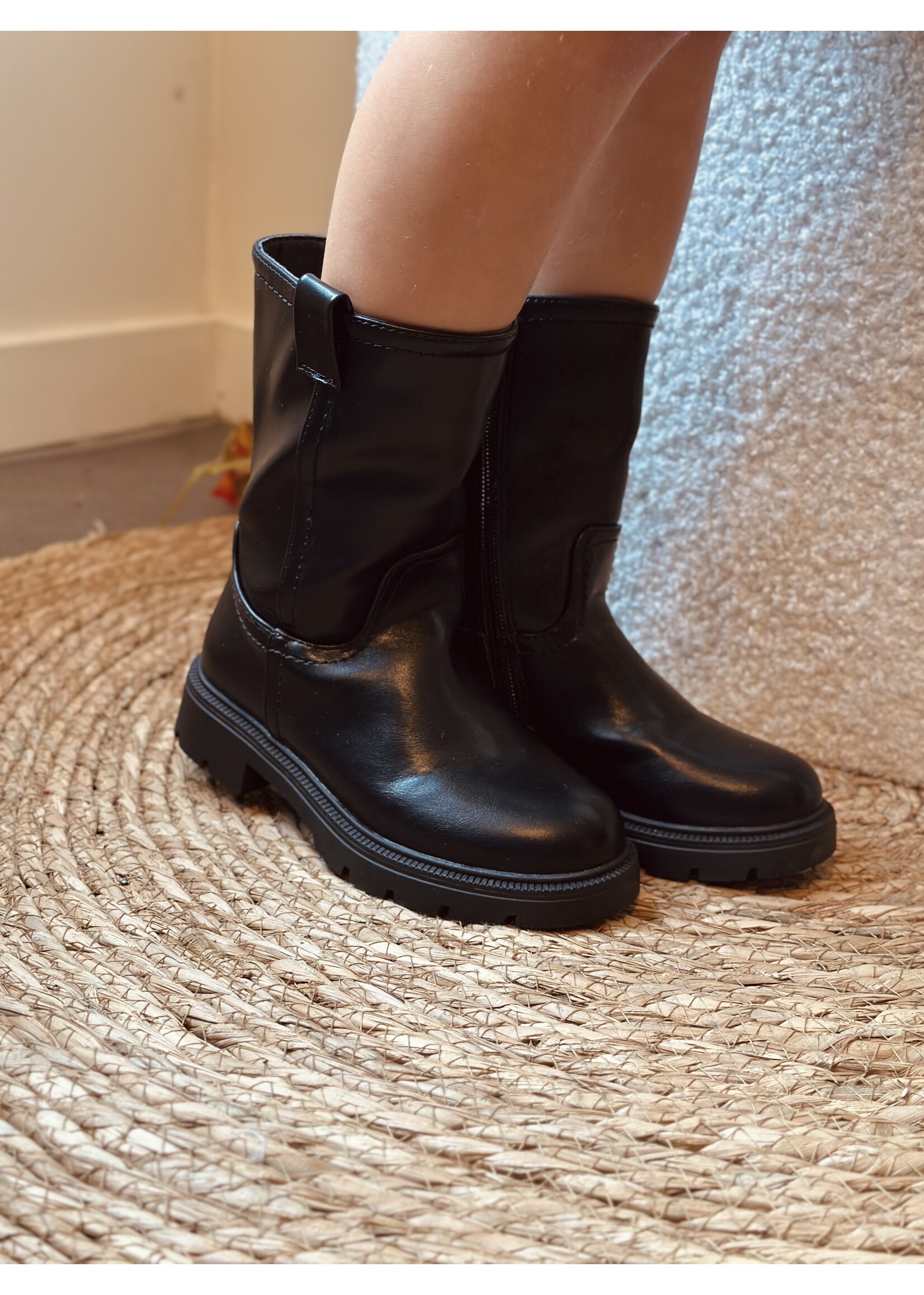 Lisa-marie boots leather look black