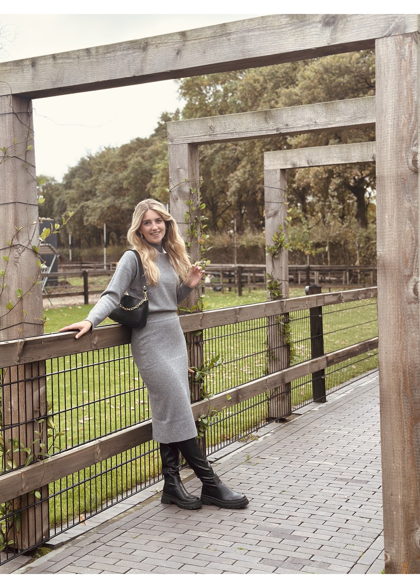 Alice set sweater + skirt grey One Size