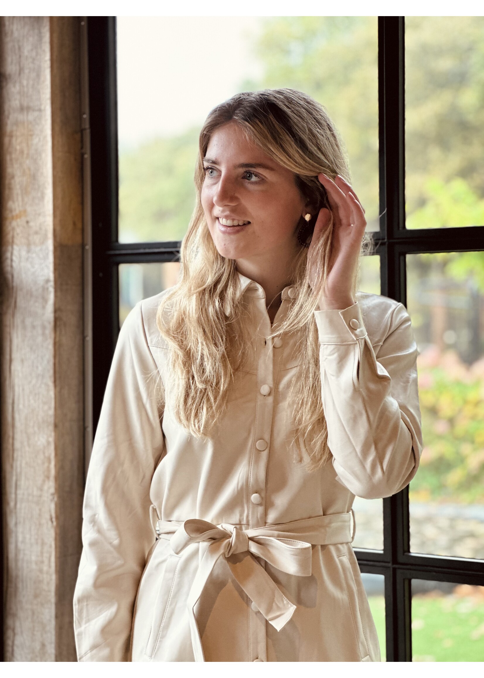 Smashed Lemon Smashed lemon Corlina leather look dress beige