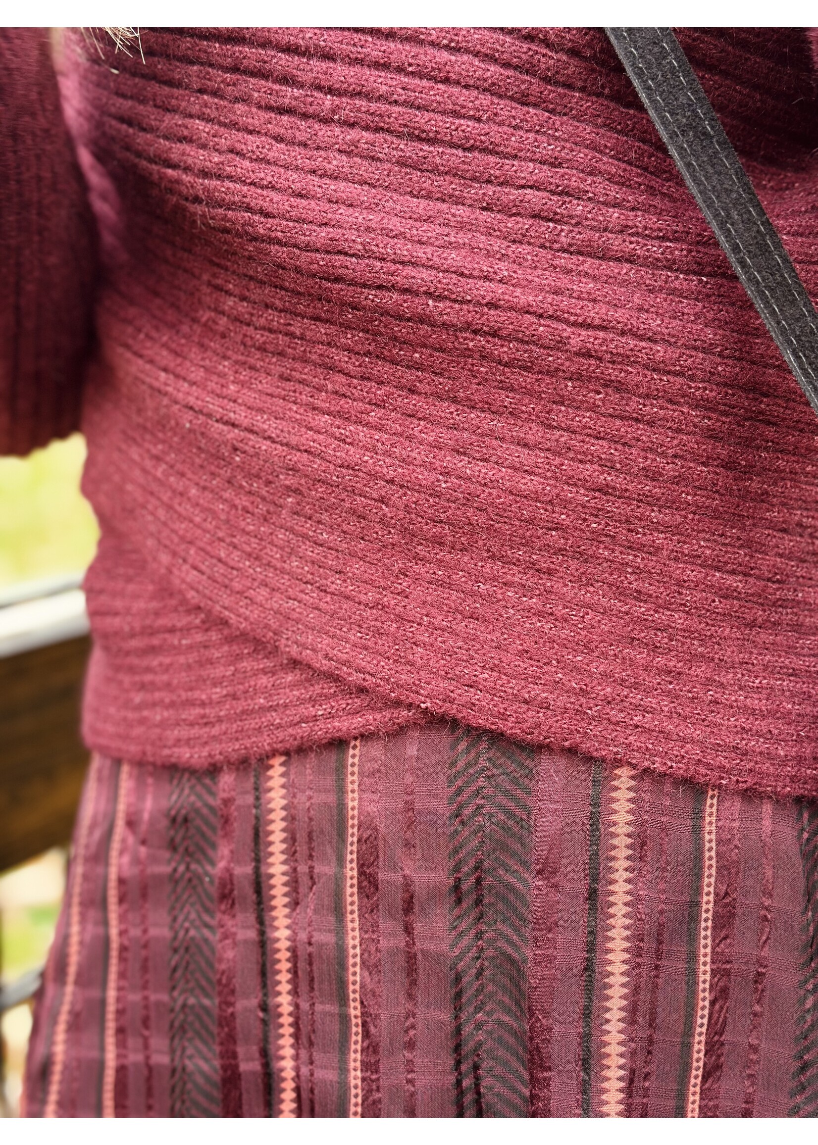 Lofty Manner Lofty Manner Katja sweater burgundy red