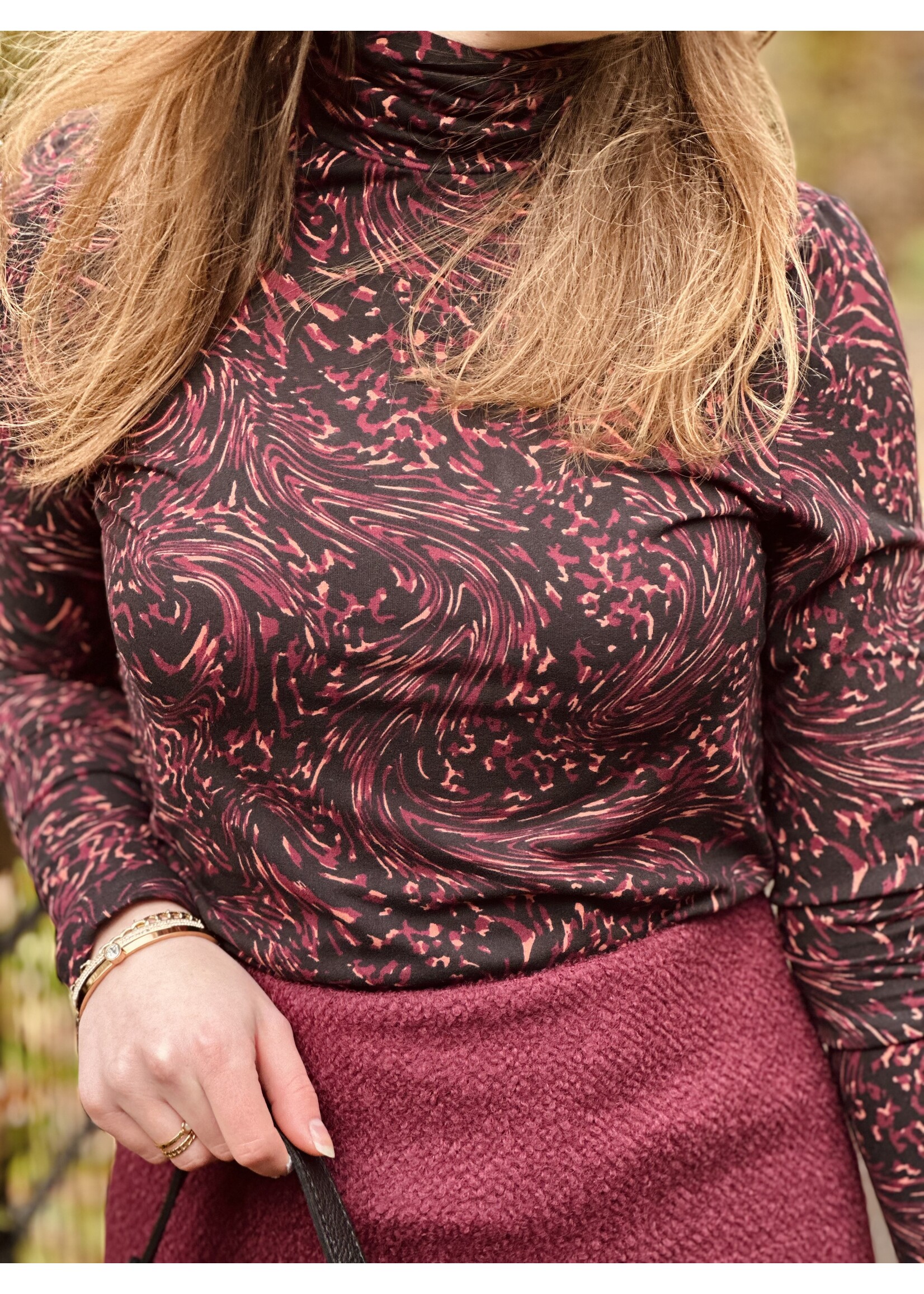 Lofty Manner Lofty Manner Linnea top black print