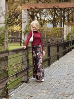 Roze-ann skirt flower print black One Size