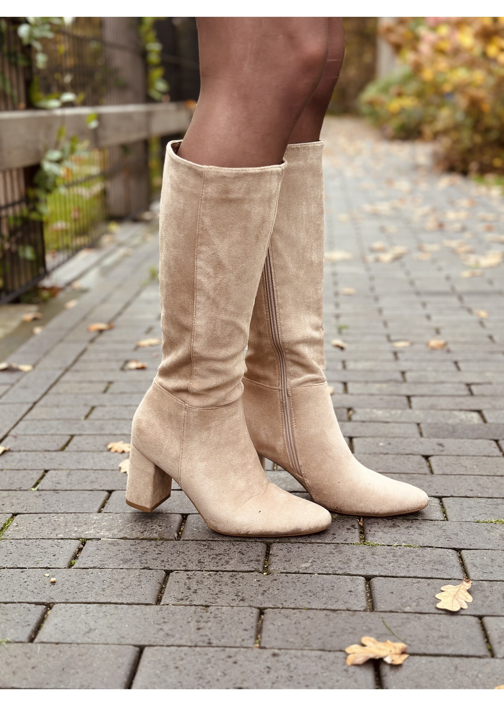 Marieloise high heels suède camel