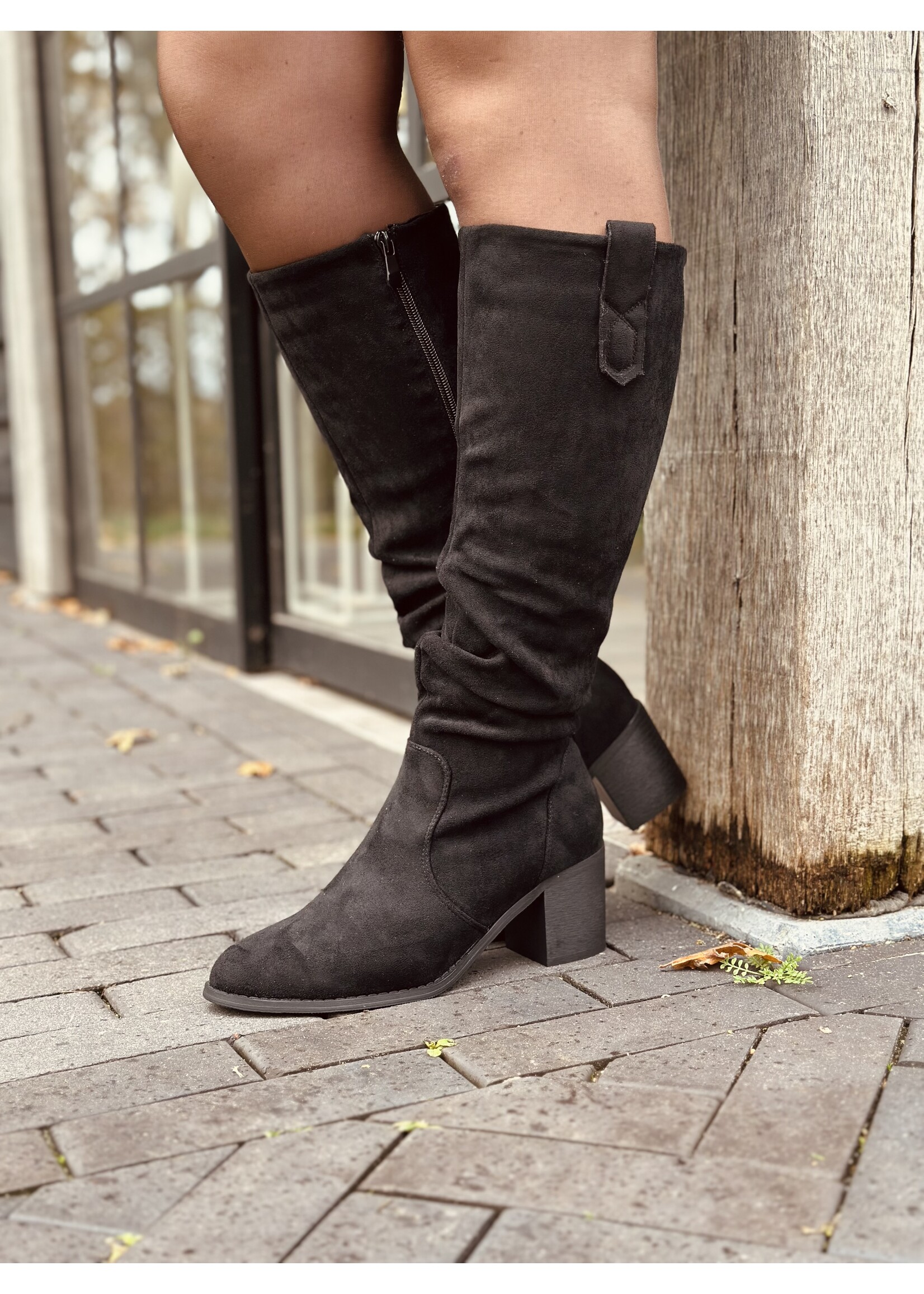 Jorana suede high heels black