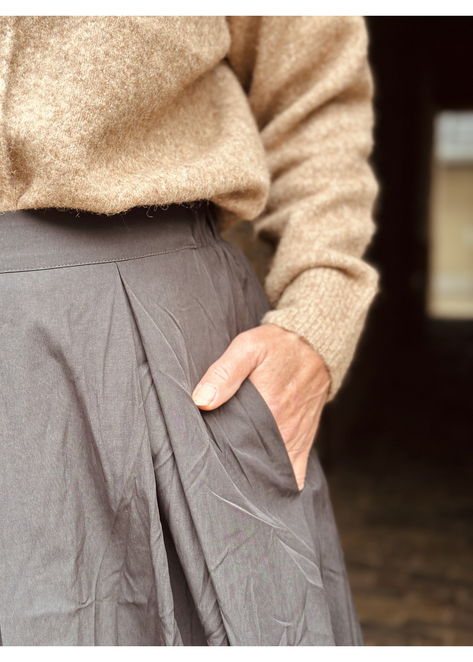 Joeline long skirt black