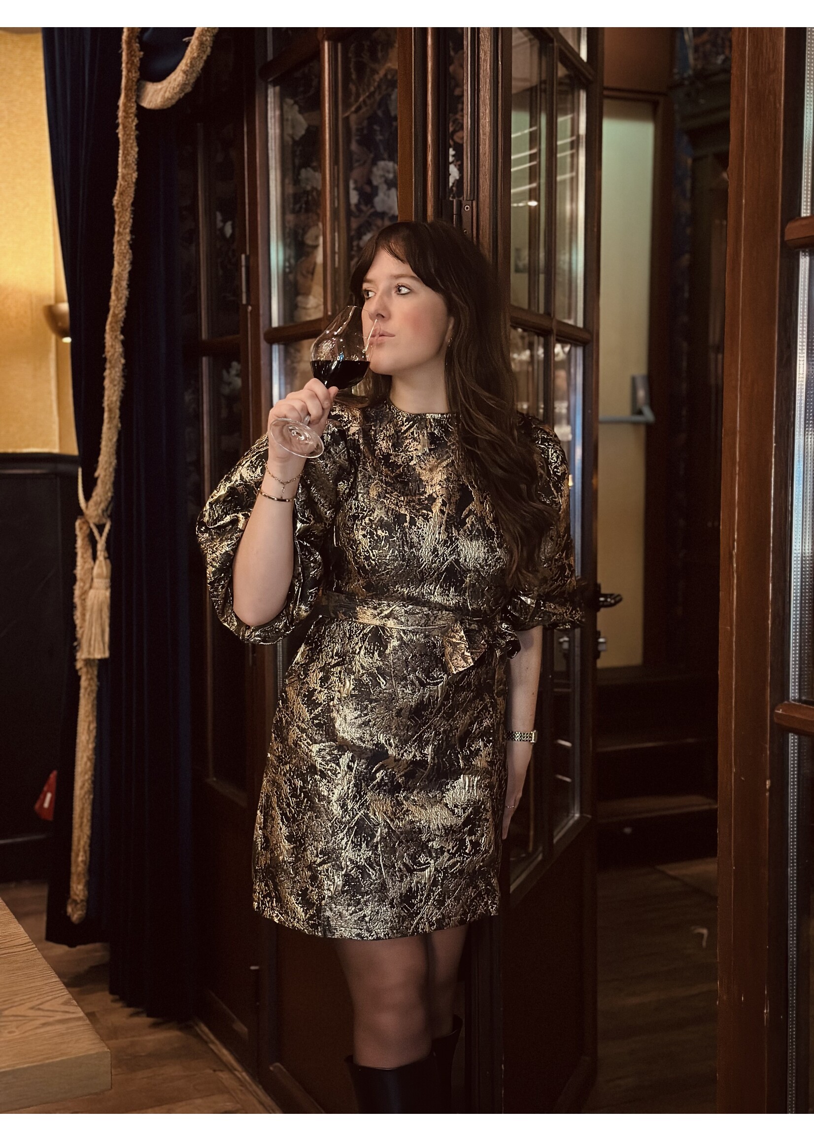 Puck dress gold/black print