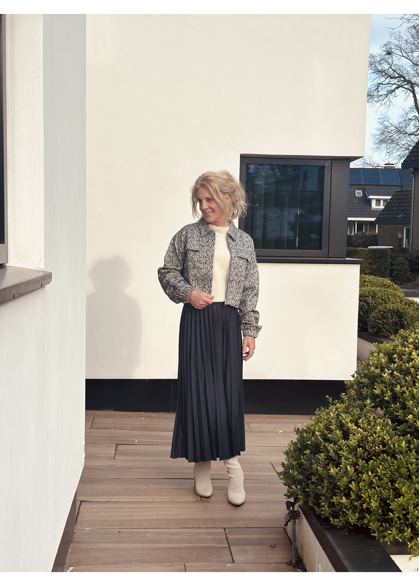 Elvira Elvira Hannah long plissé skirt navy