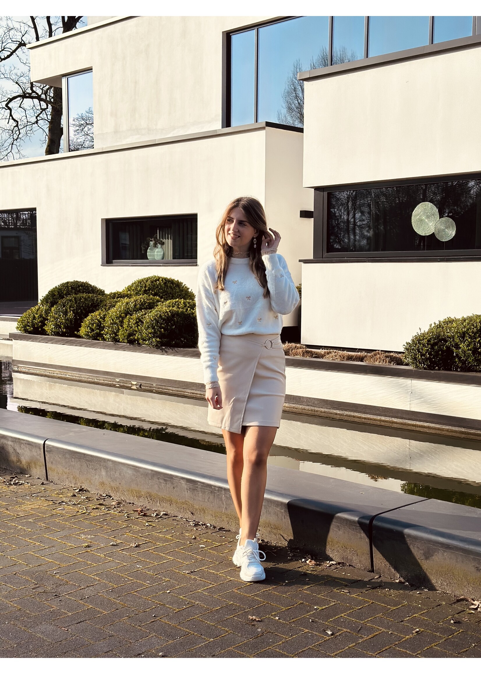 Yeanne skirt leather look beige