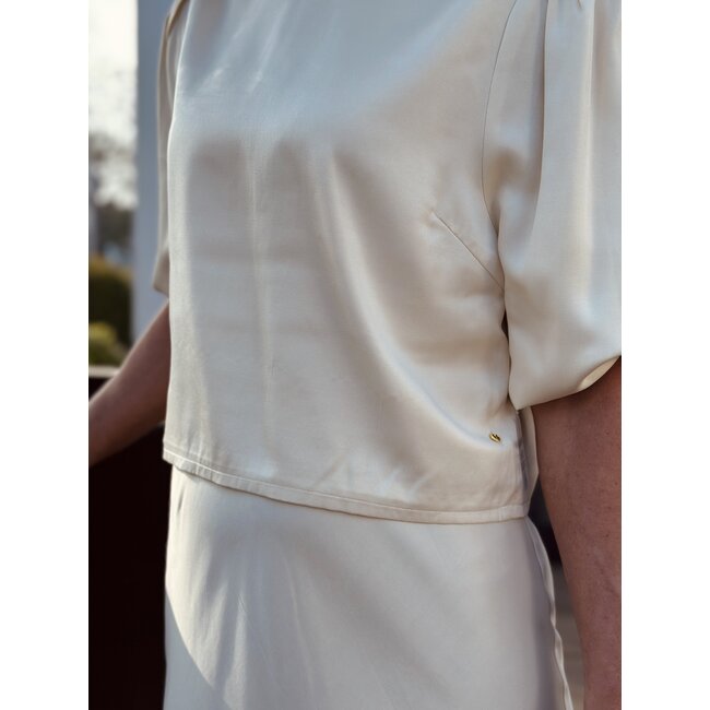 Accentil Jade top offwhite