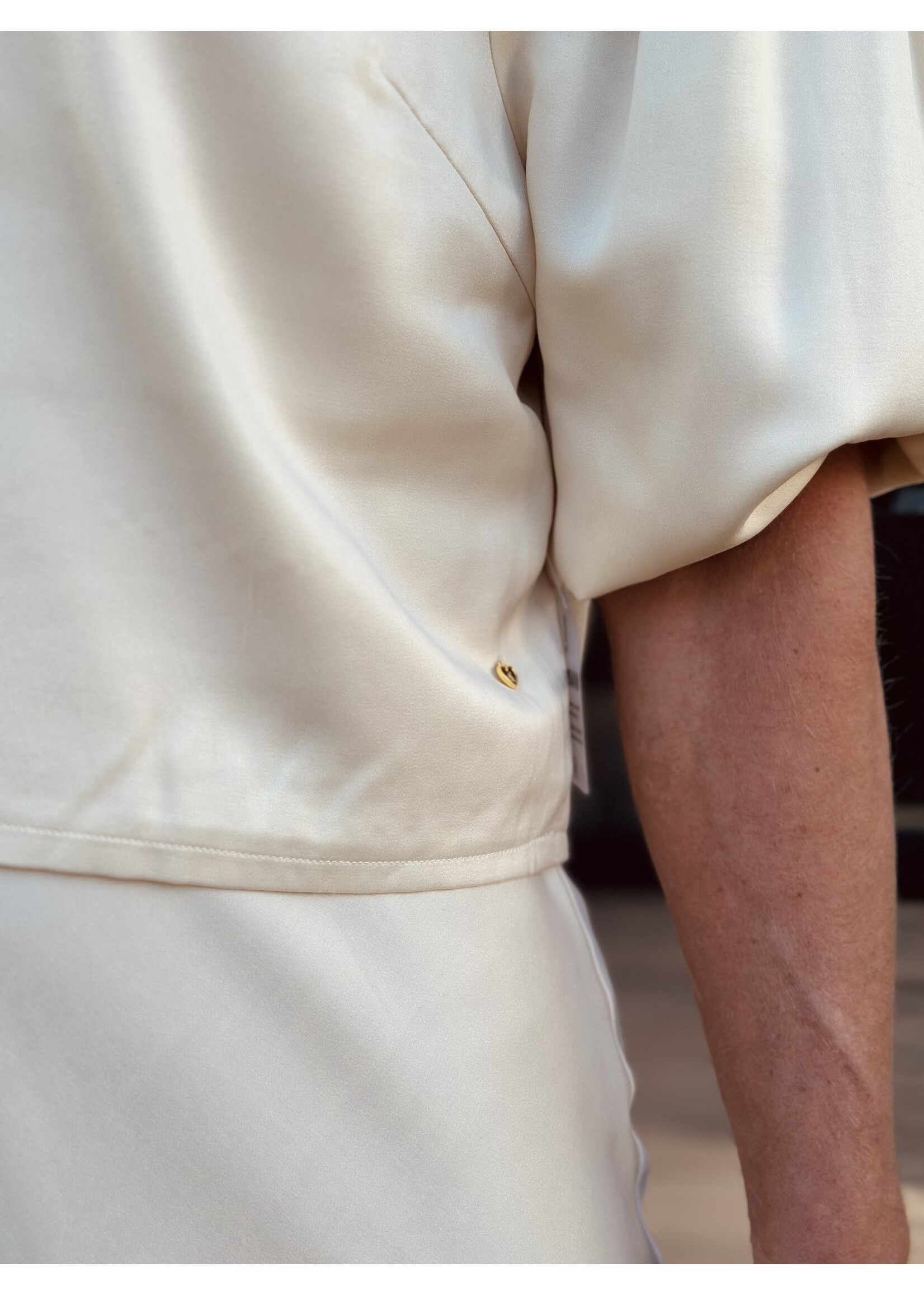 ACCENTIL Accentil Jade top offwhite