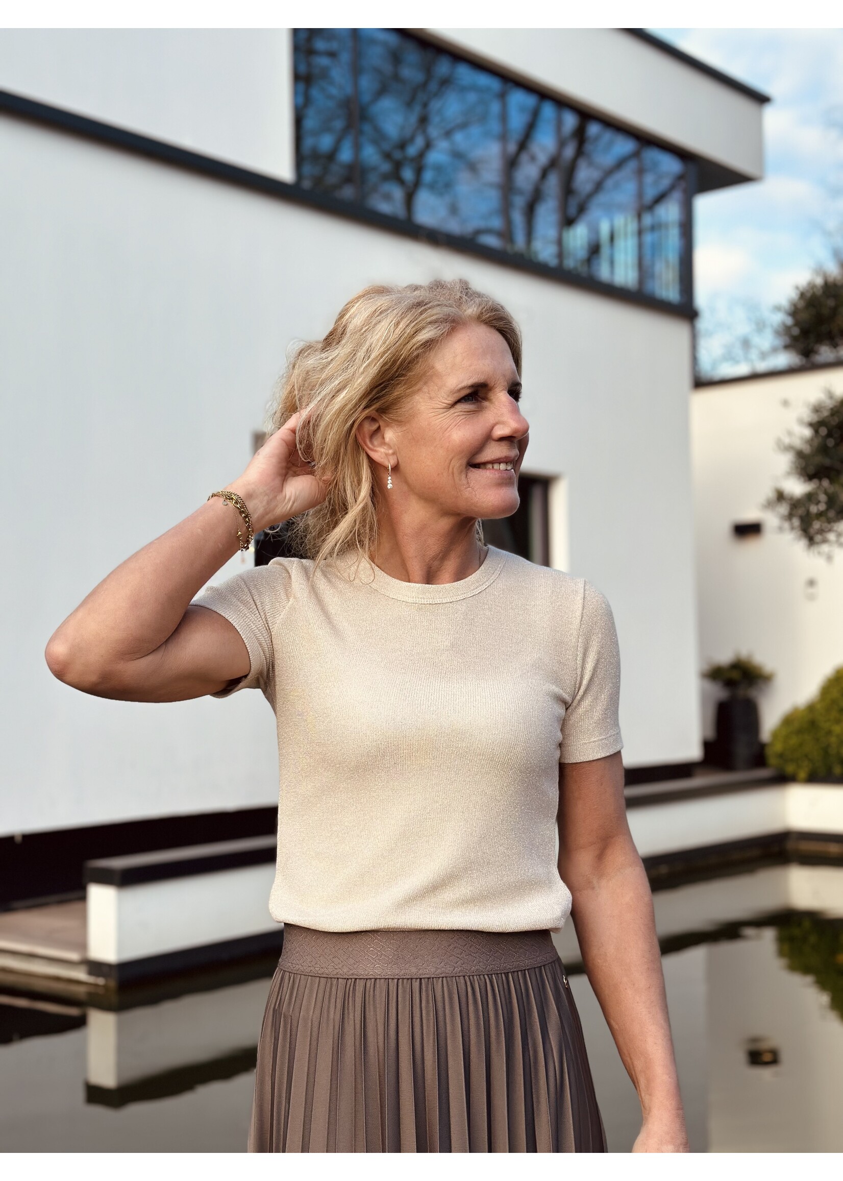 Elvira Elvira Vickey top gold