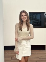 Emara broderie top green