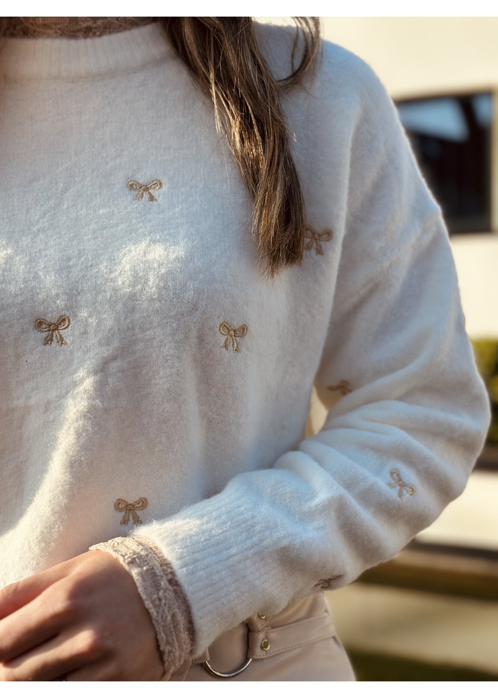 Kira sweater offwhite/gold detail One Size