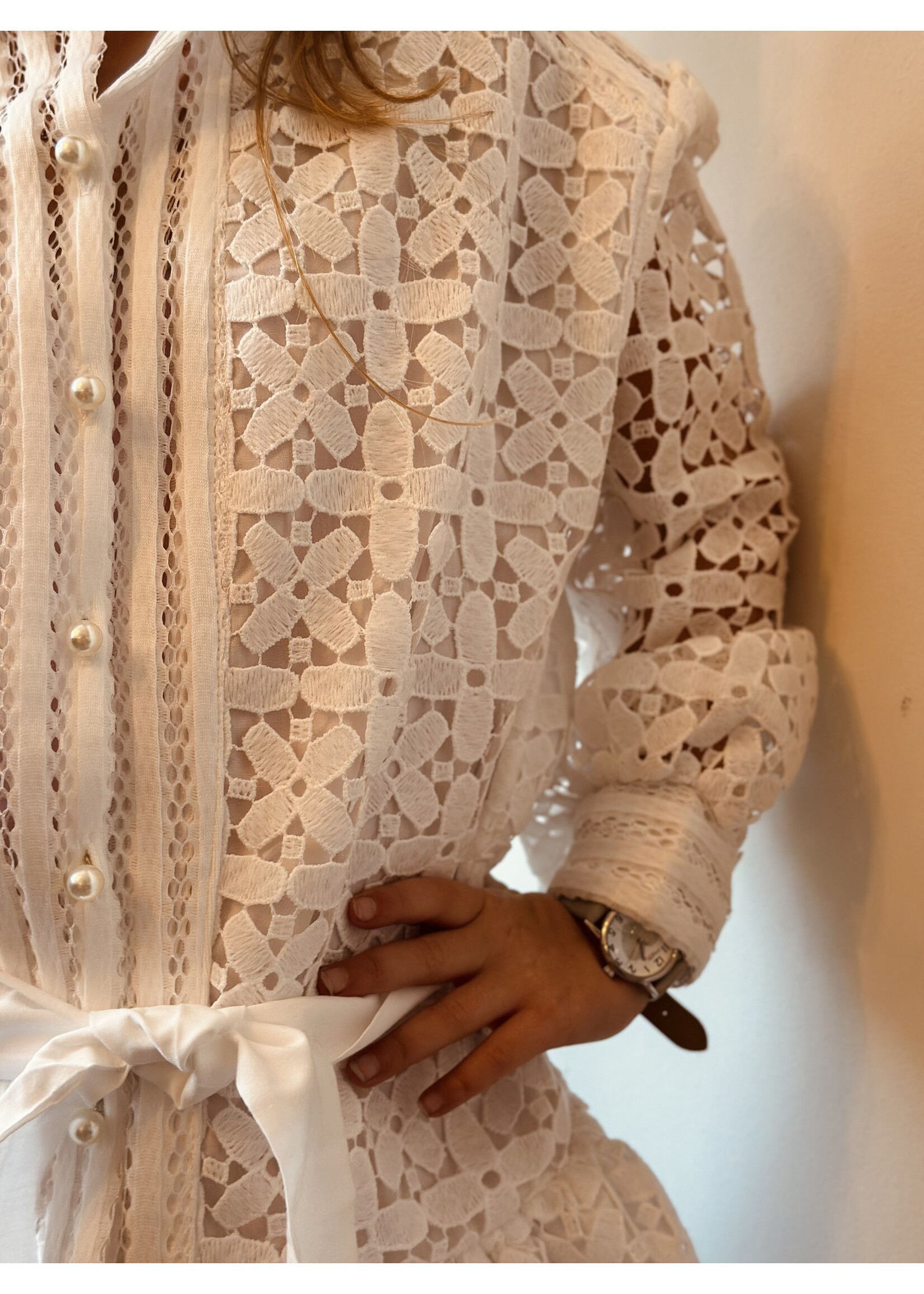 Amalia dress broderie offwhite