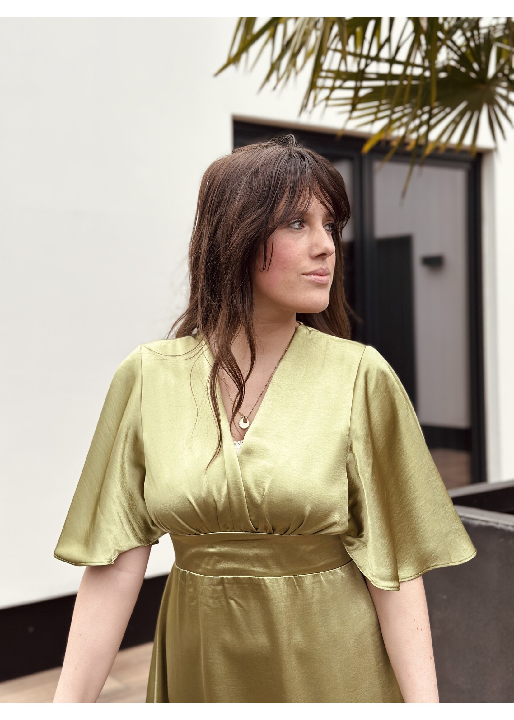 Sisters Point Sisters Point Danique long dress satin mint green