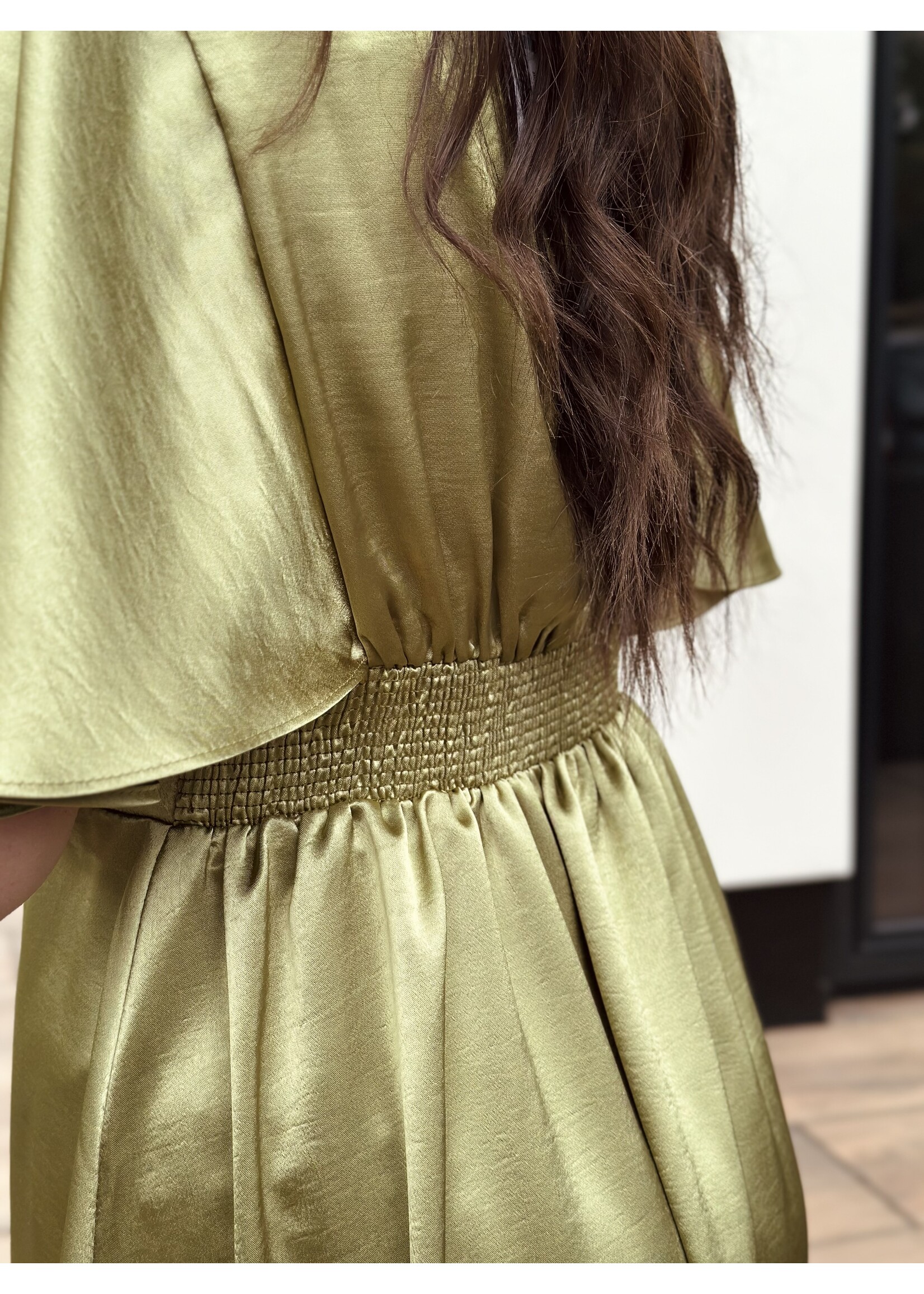 Sisters Point Sisters Point Danique long dress satin mint green