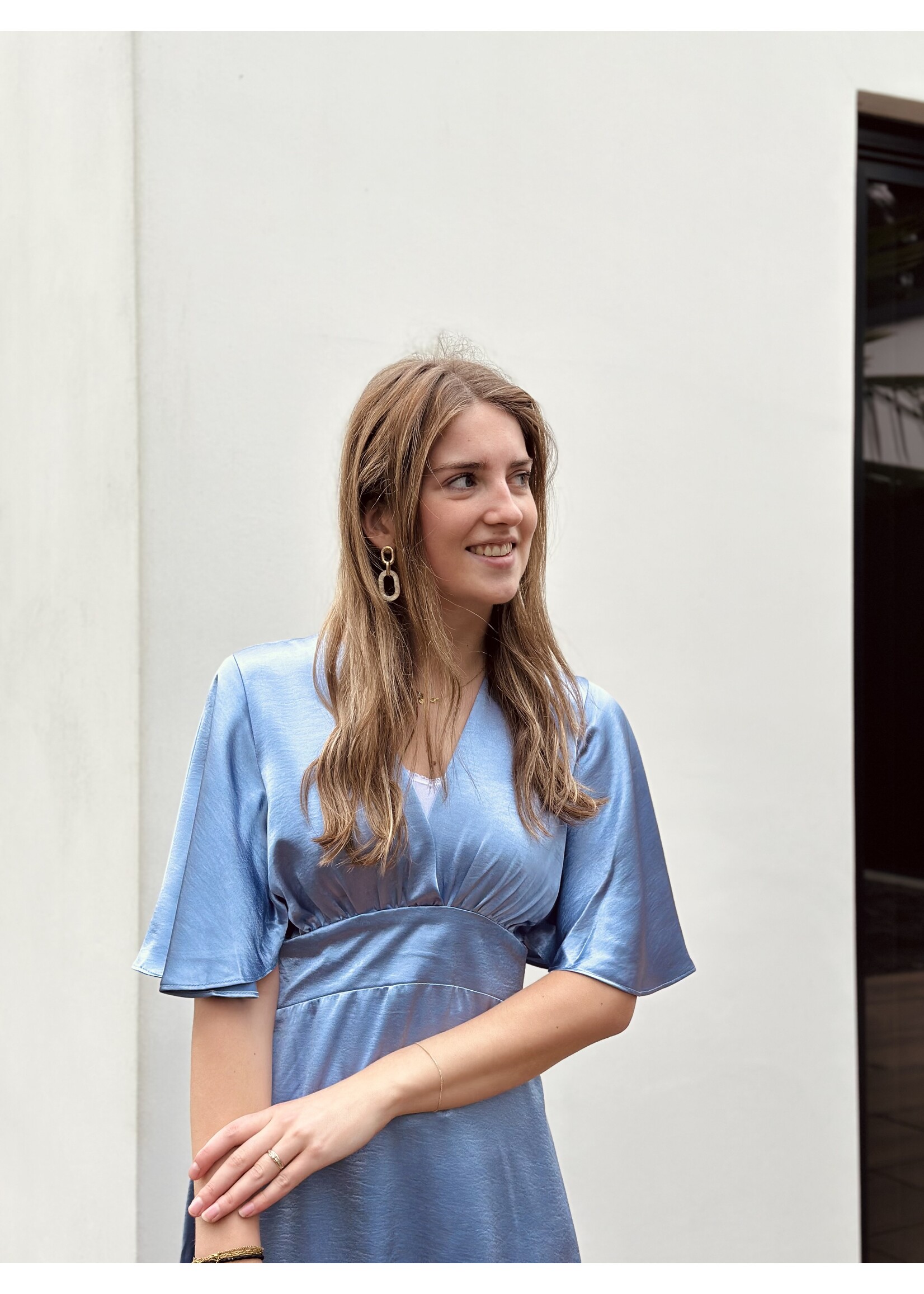 Sisters Point Sisters Point Danique long dress satin light blue