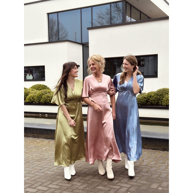 Sisters Point Sisters Point Danique long dress satin light blue