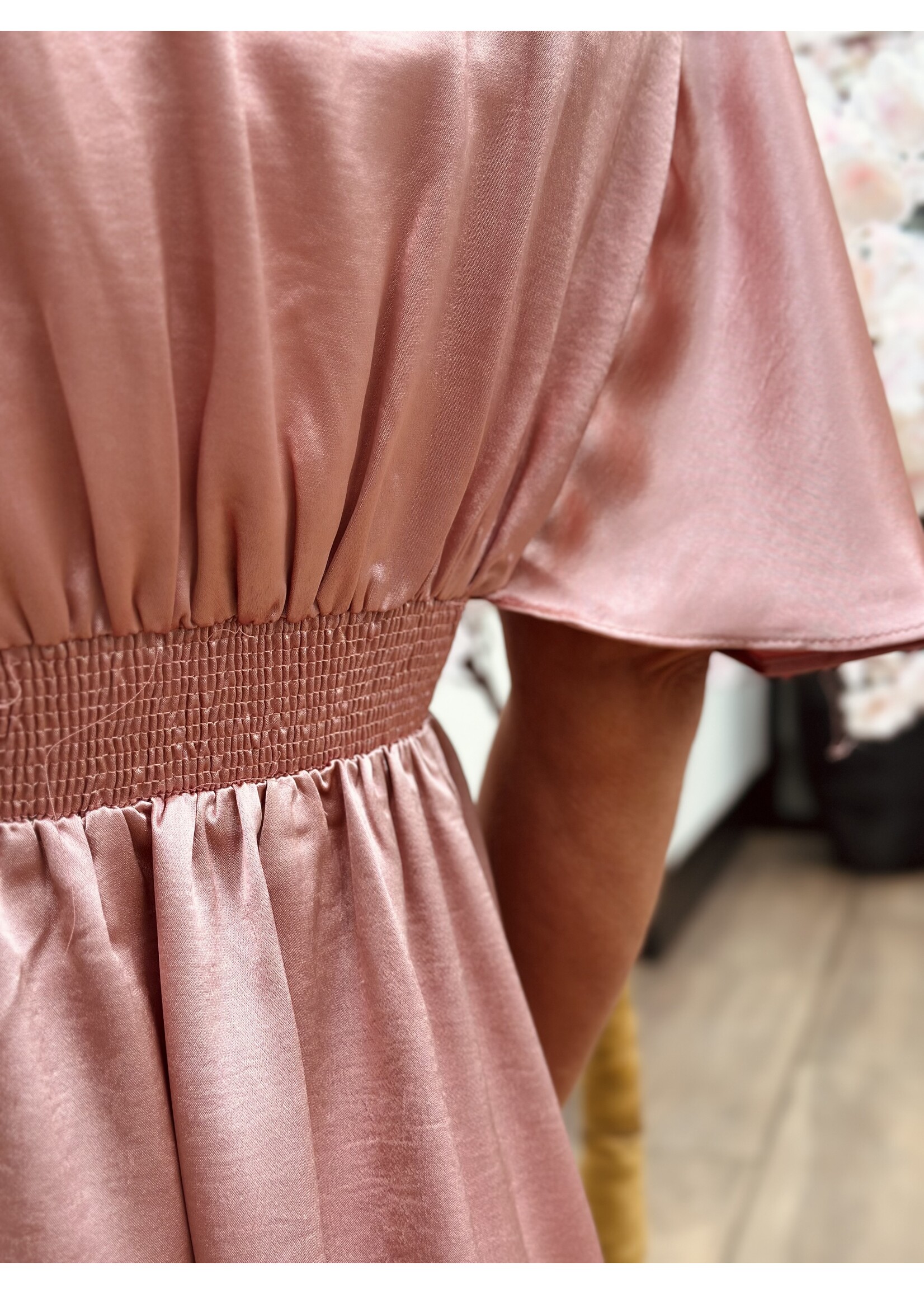 Sisters Point Sisters Point Danique long dress satin light pink