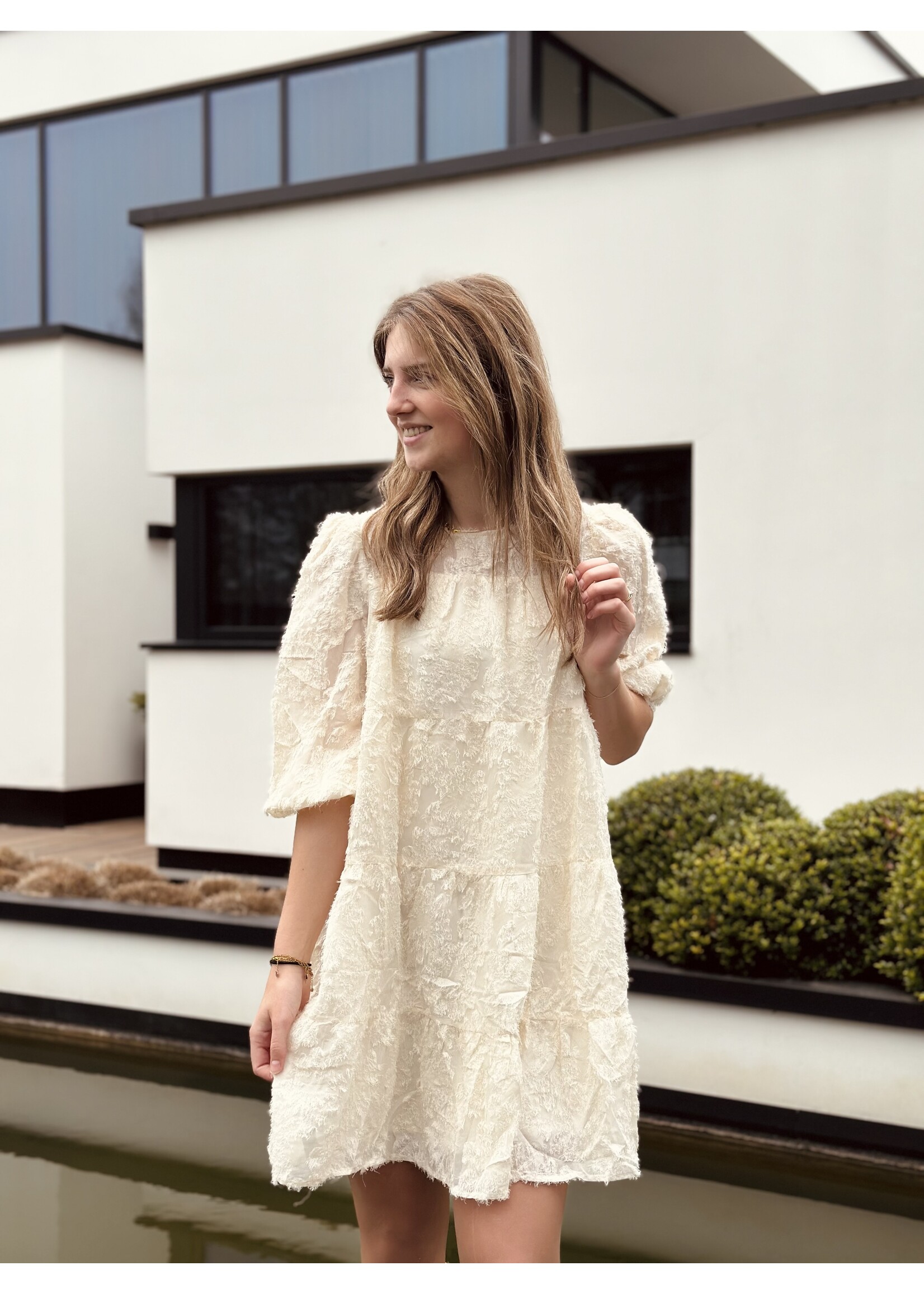 Ryanna feather dress beige