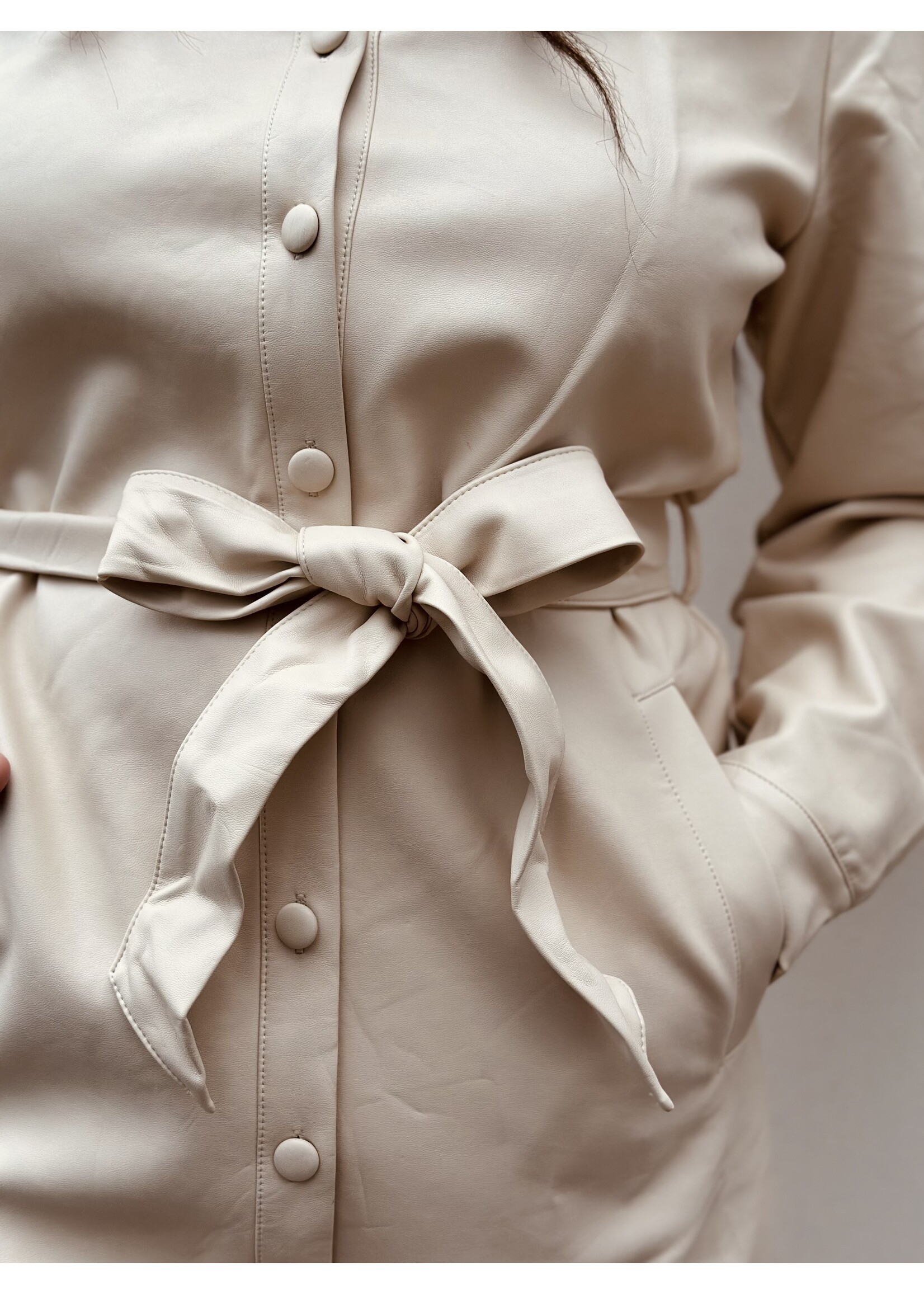 Smashed Lemon Smashed lemon Corlina leather look dress beige