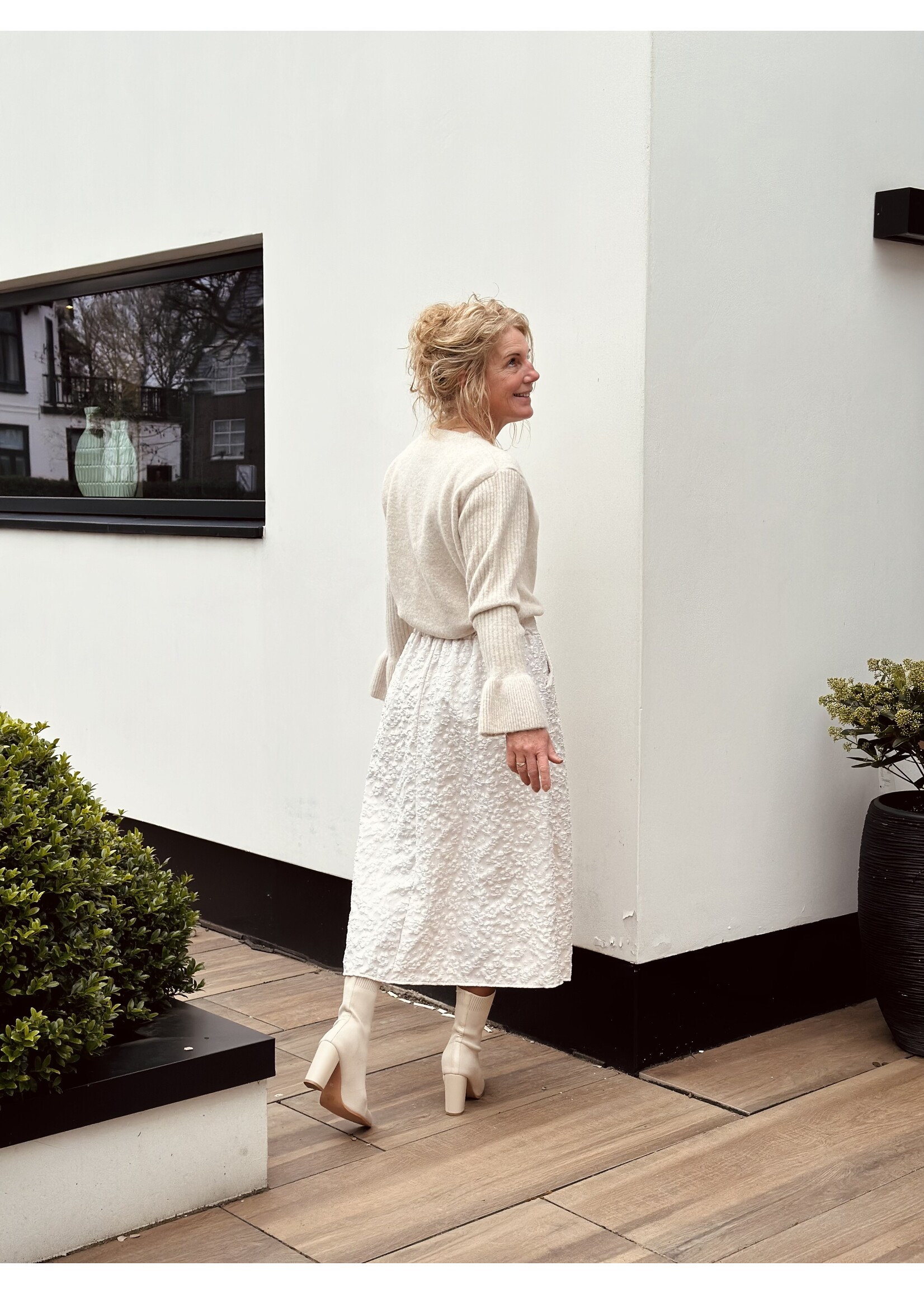 Sjanine long skirt flower print beige