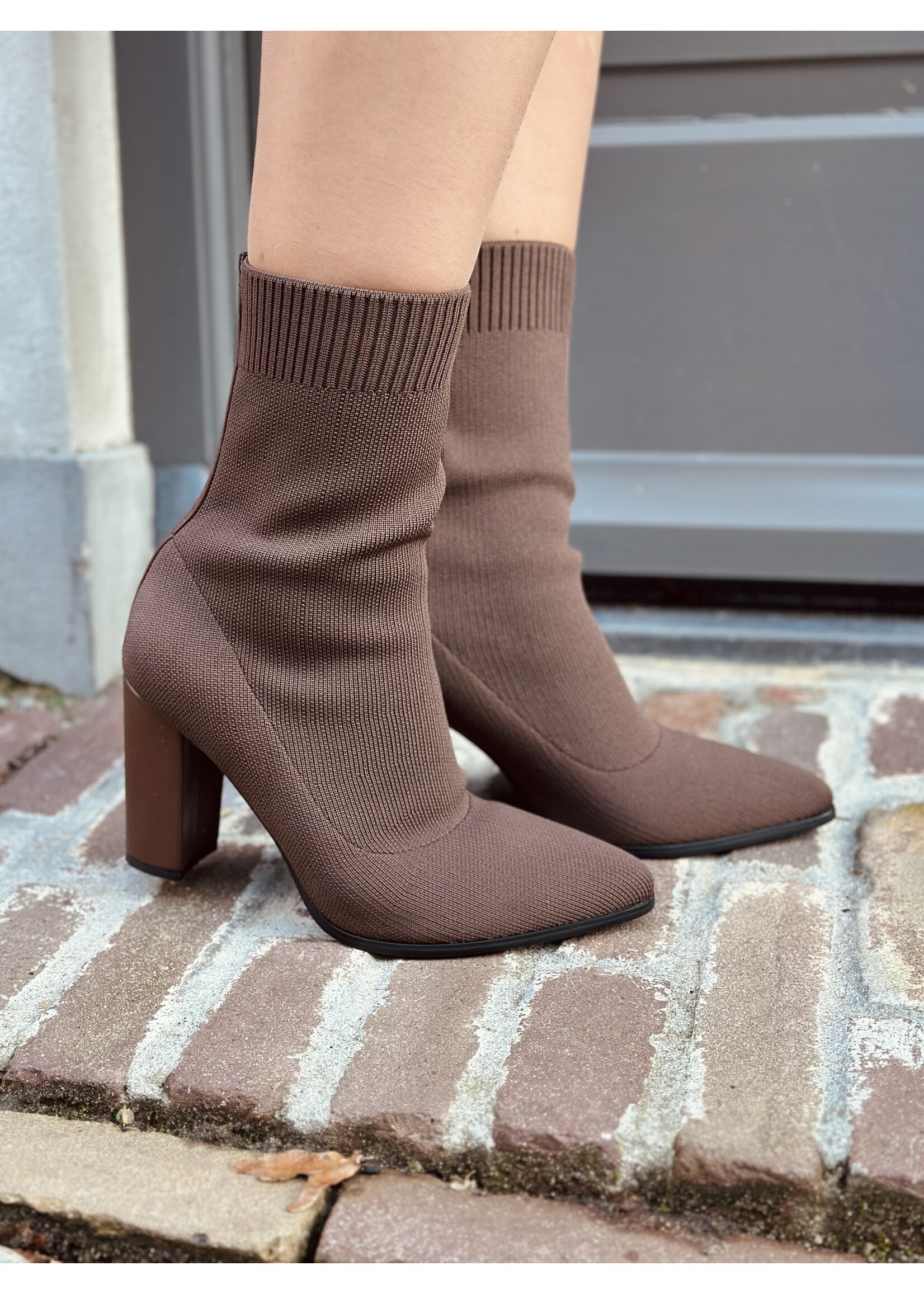 Leana heels brown