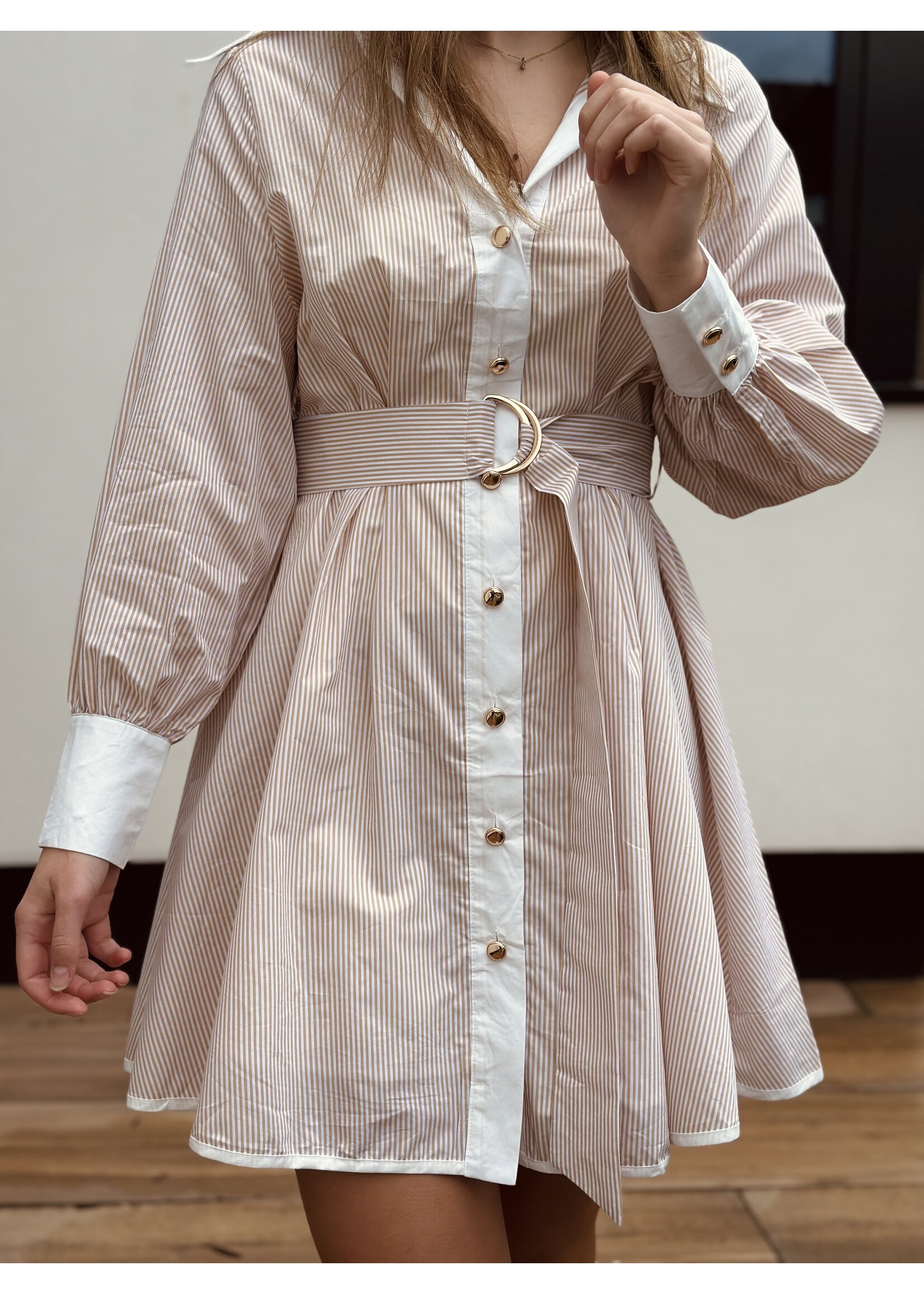 Hiskia dress beige/white stripes