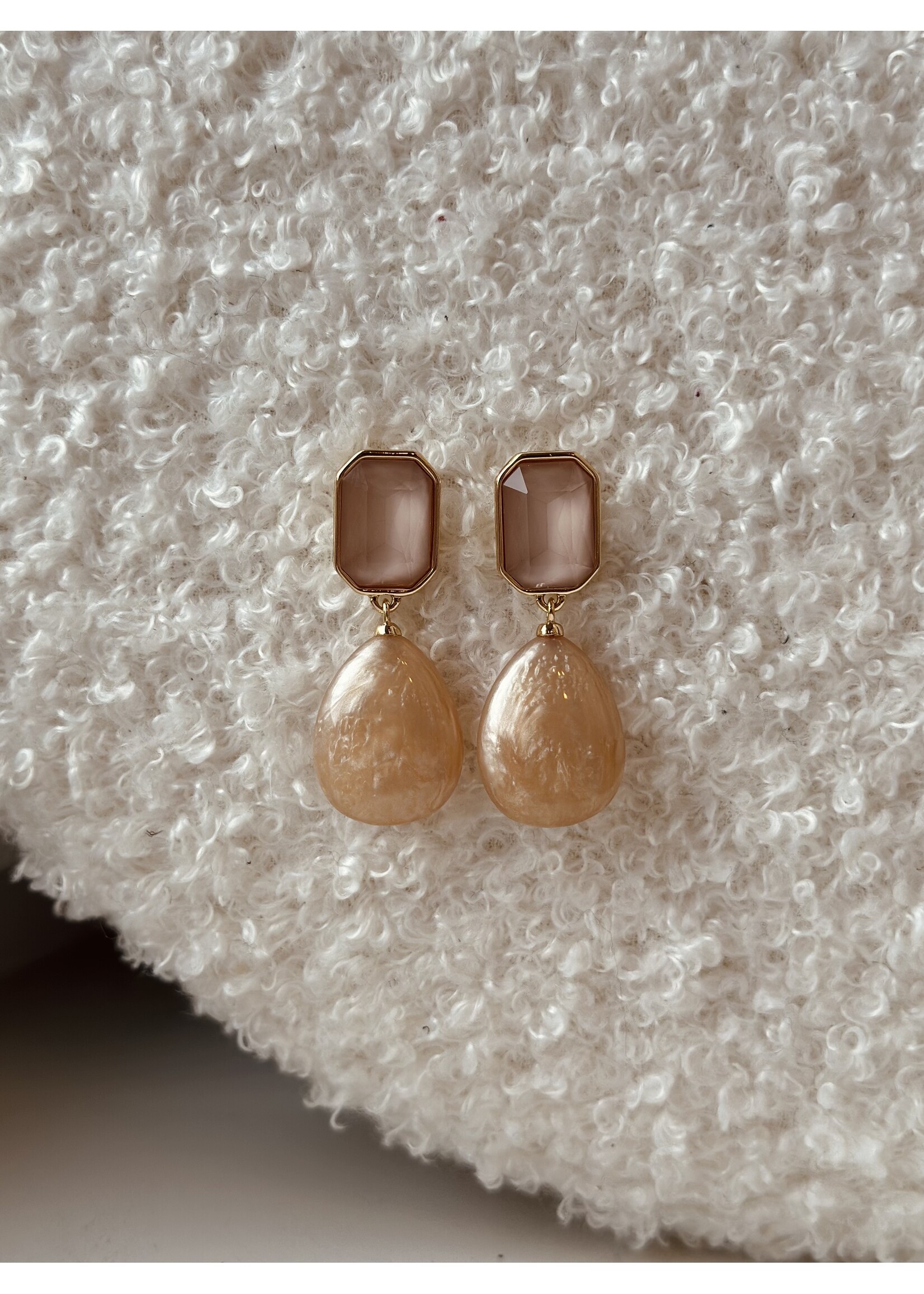 Oorbellen goudkleurig Beige 5322