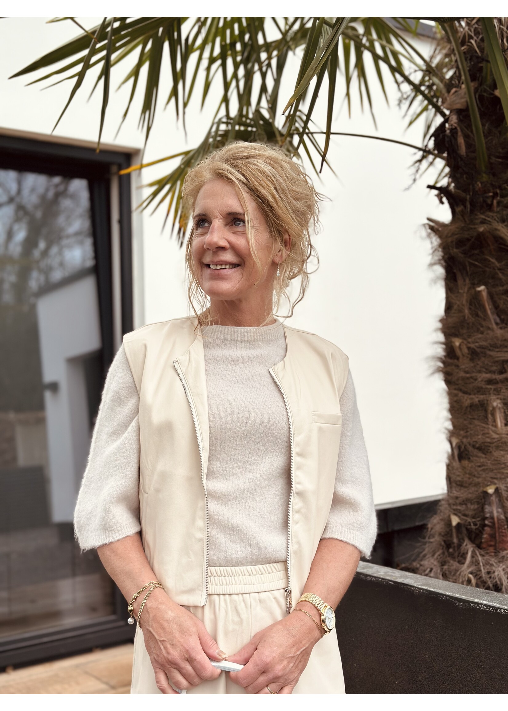 Lily gilet leather look beige