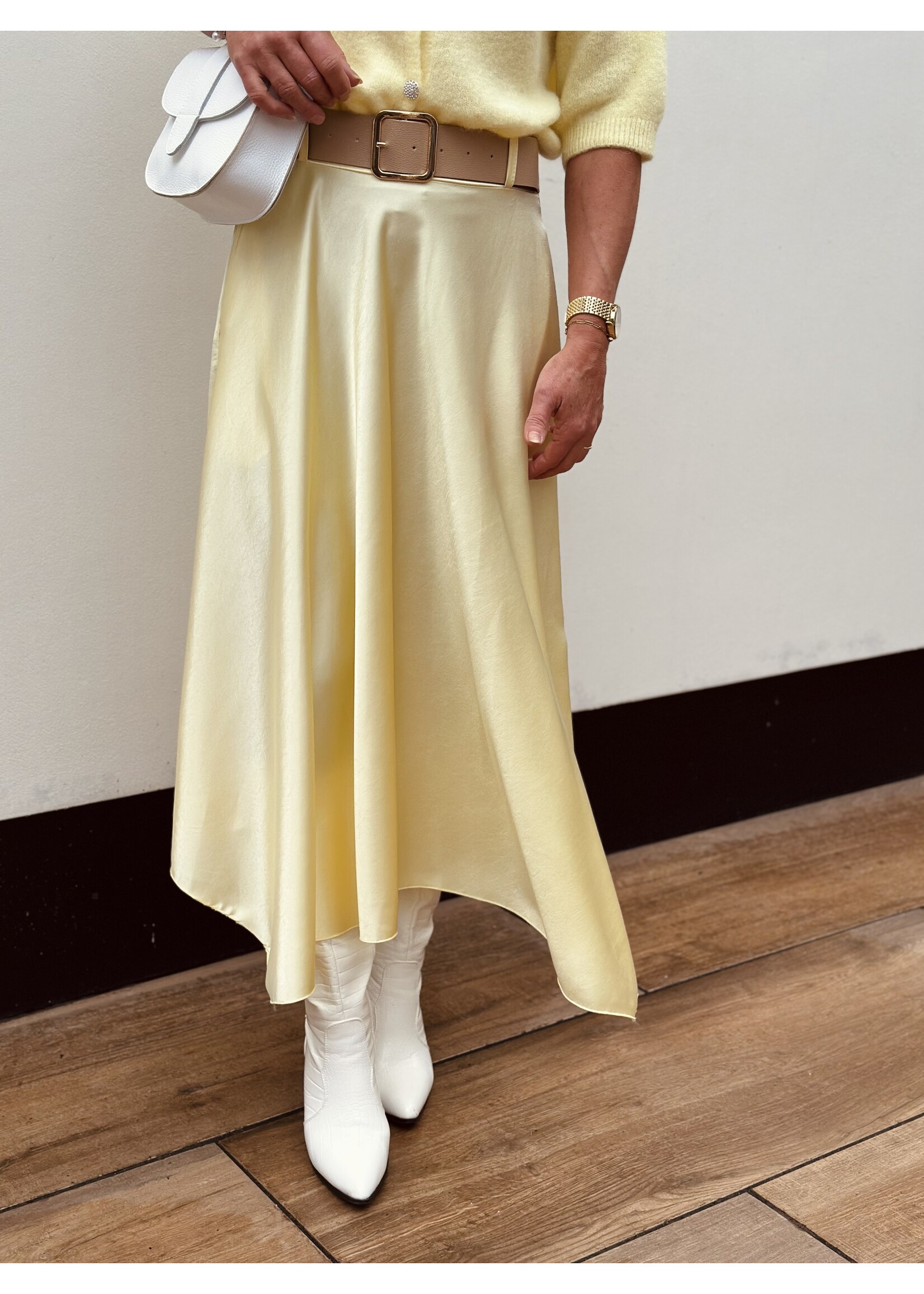 Miranda long satin skirt yellow One Size