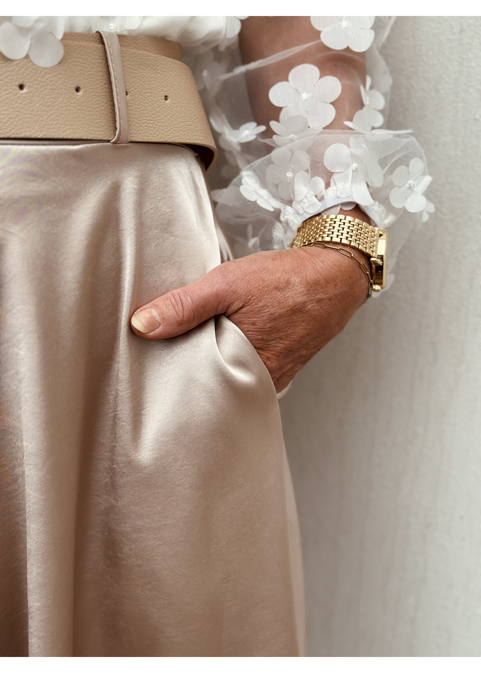 Miranda long satin skirt beige One Size