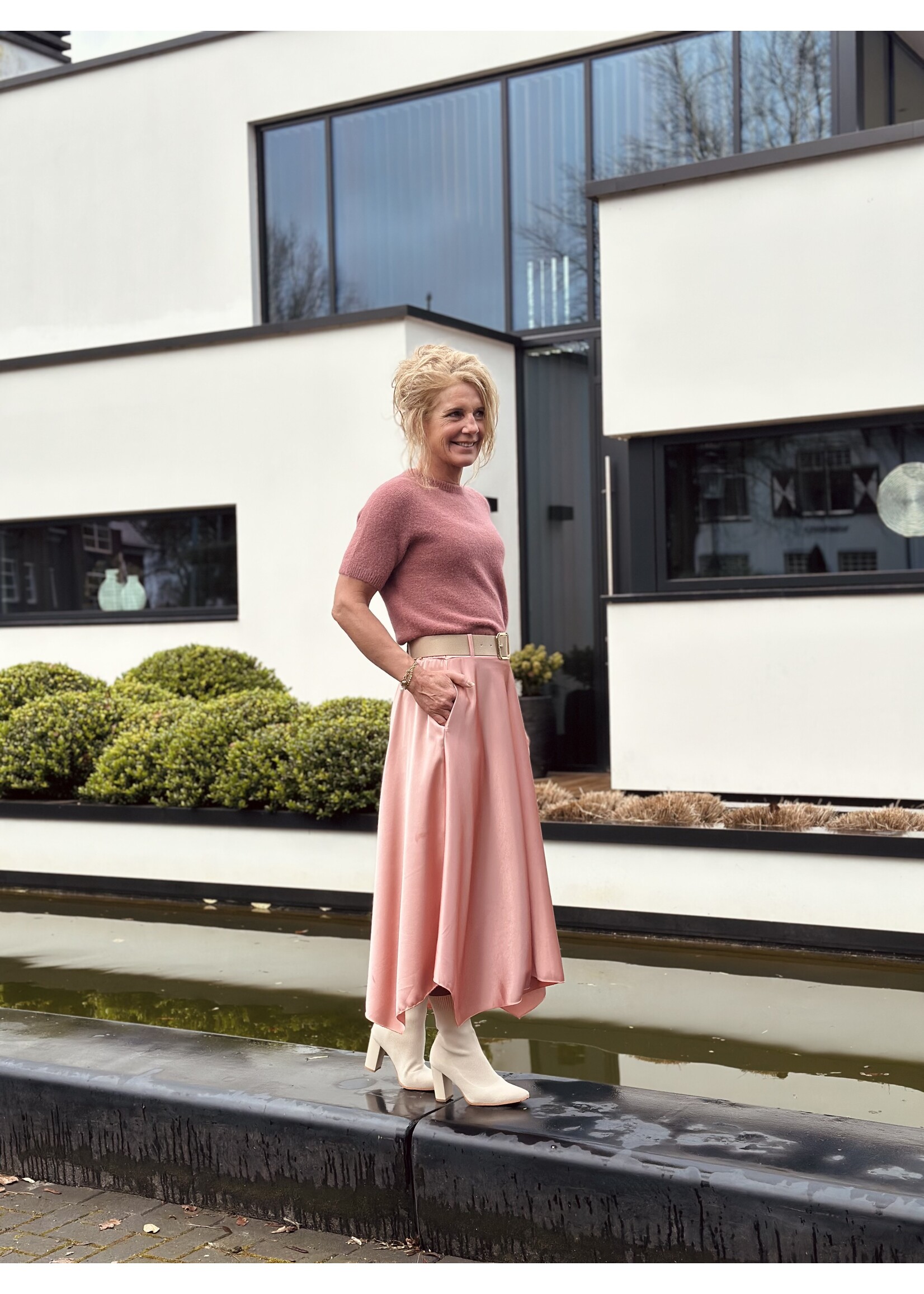 Miranda long satin skirt salmon One Size