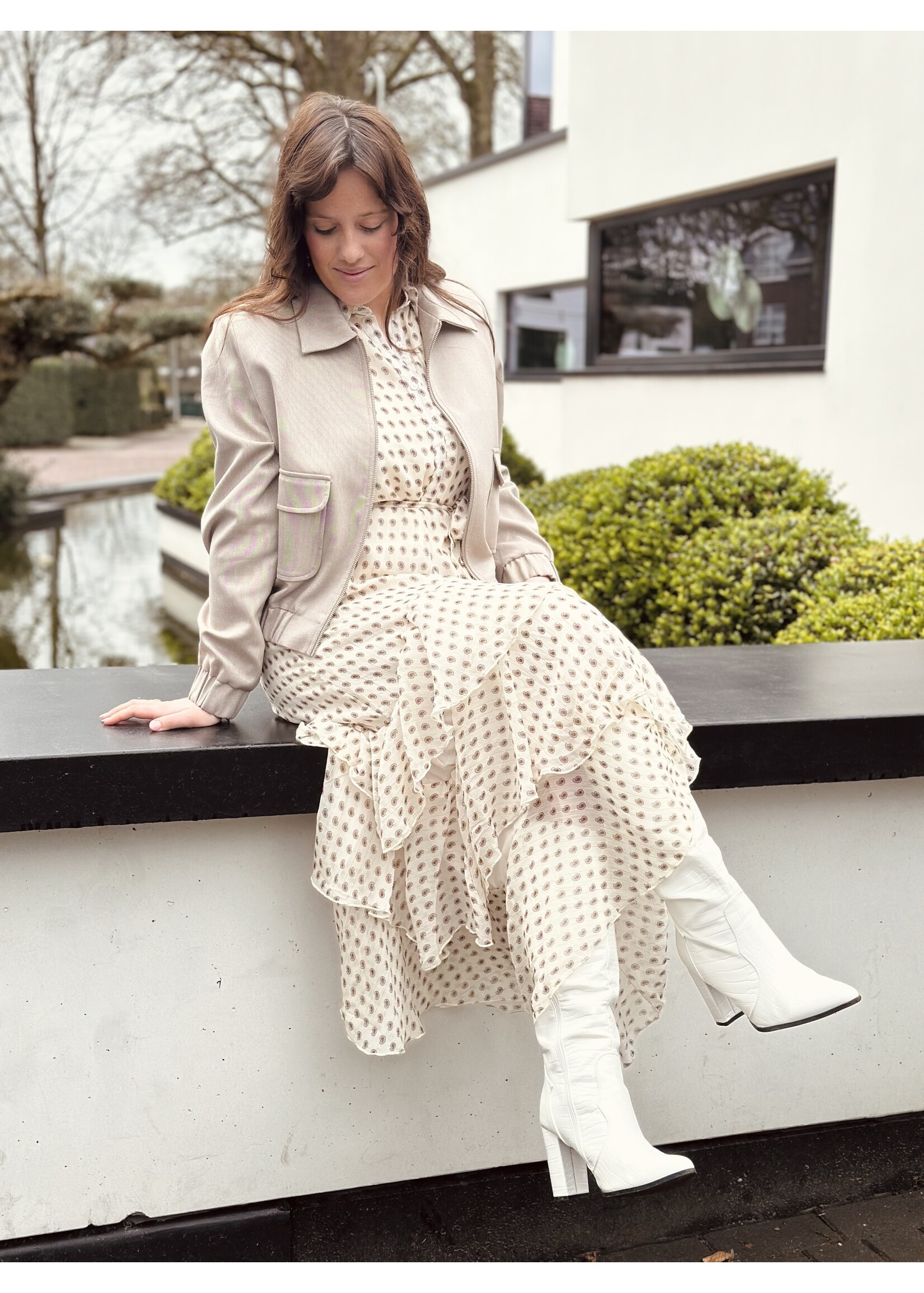 Elvira Elvira Zenzi bomber jacket taupe