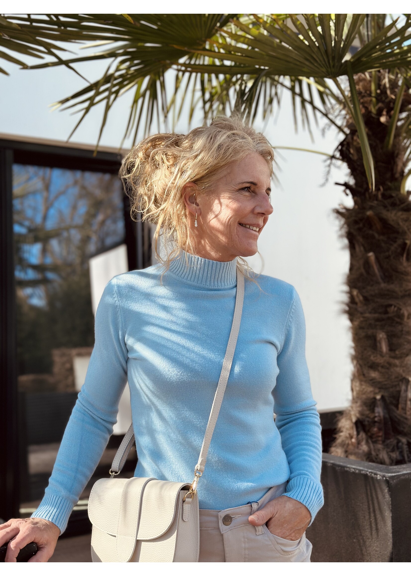 Annabel sweater light blue