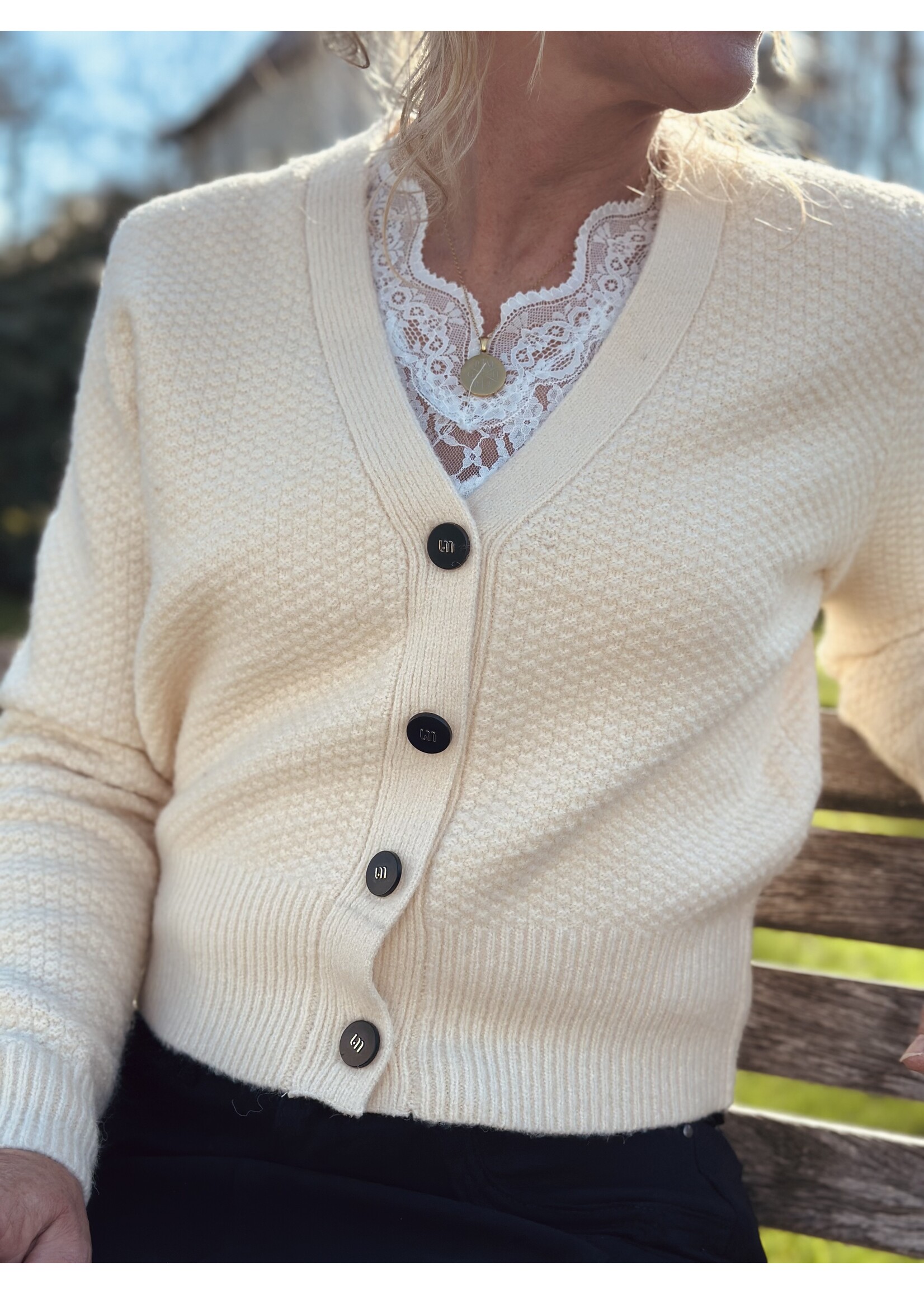 Lofty Manner Lofty Manner Jada cardigan offwhite