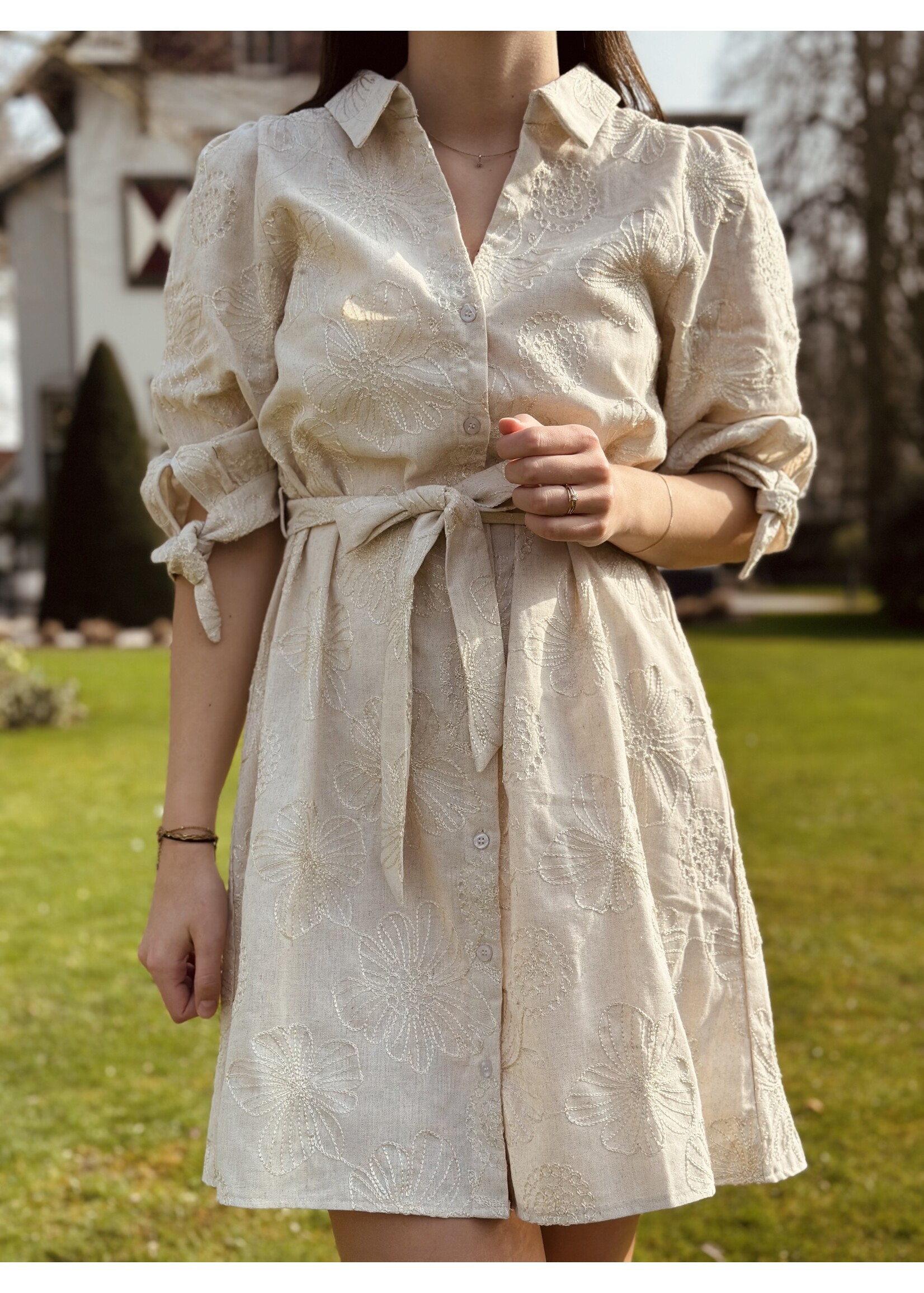 Smashed Lemon Smashed Lemon Louisa dress beige/gold