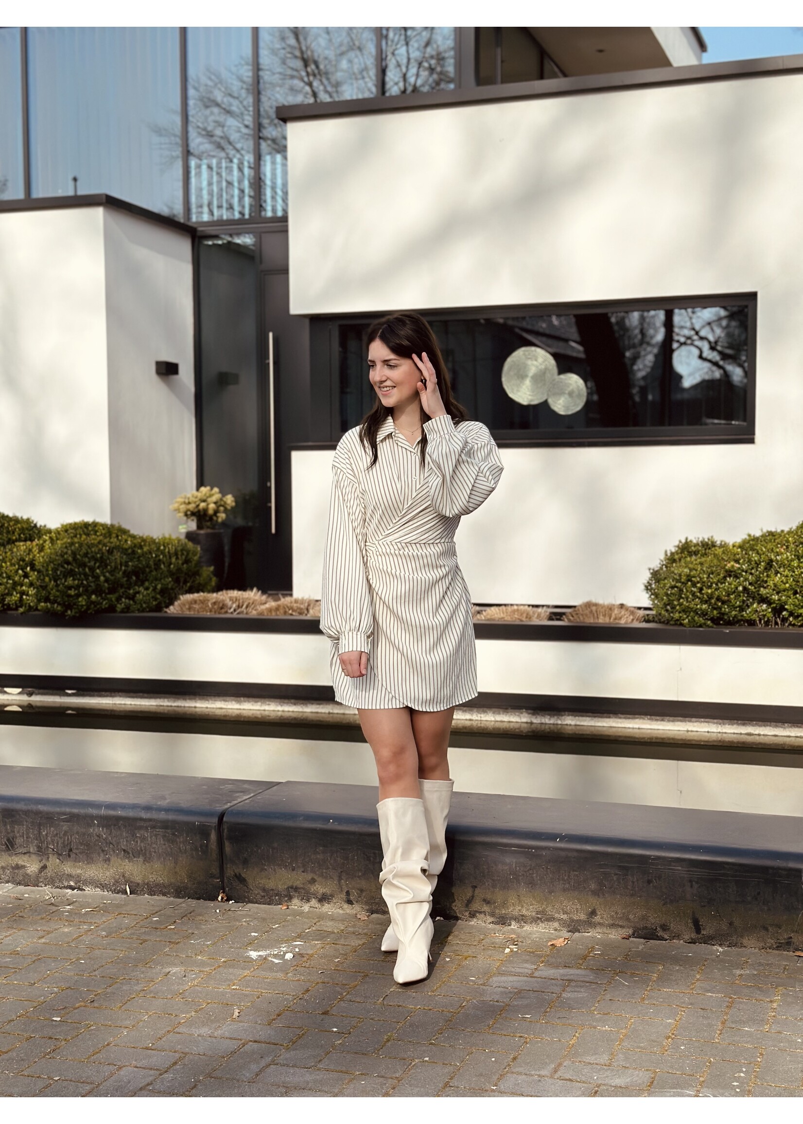 Lydia dress stripes beige