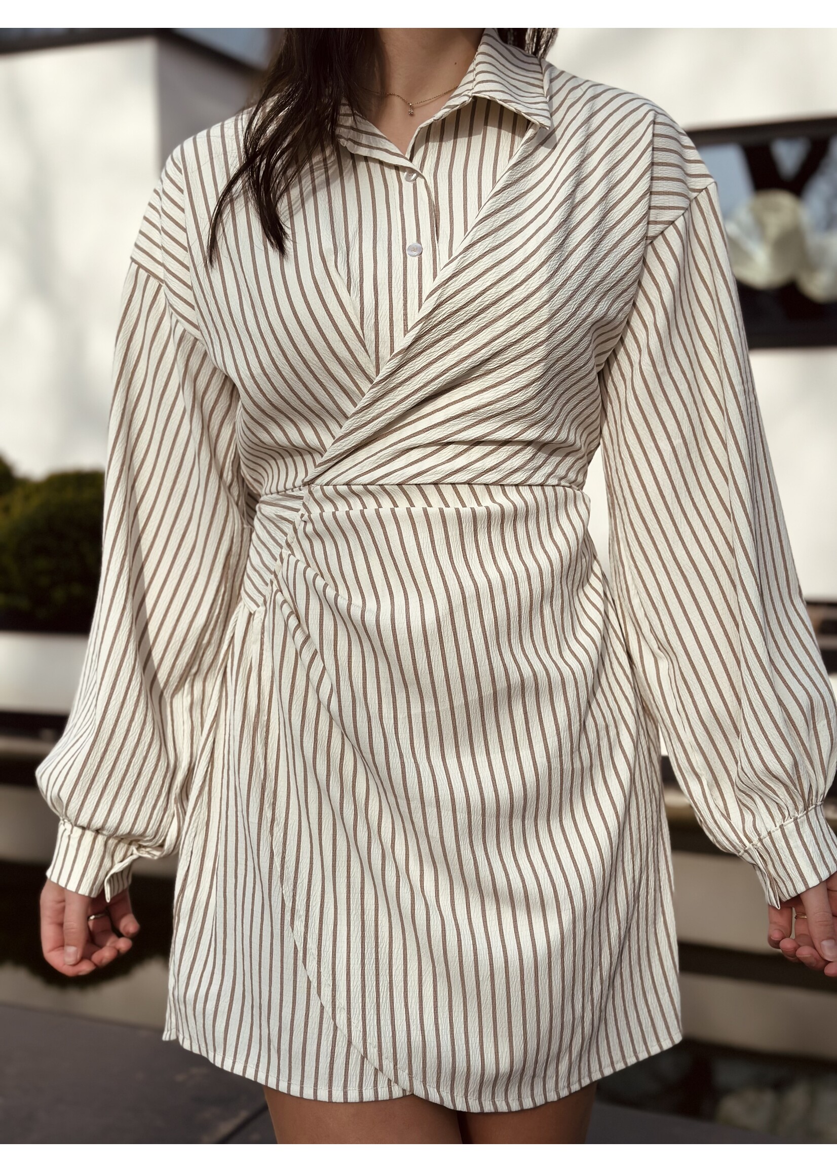 Lydia dress stripes beige